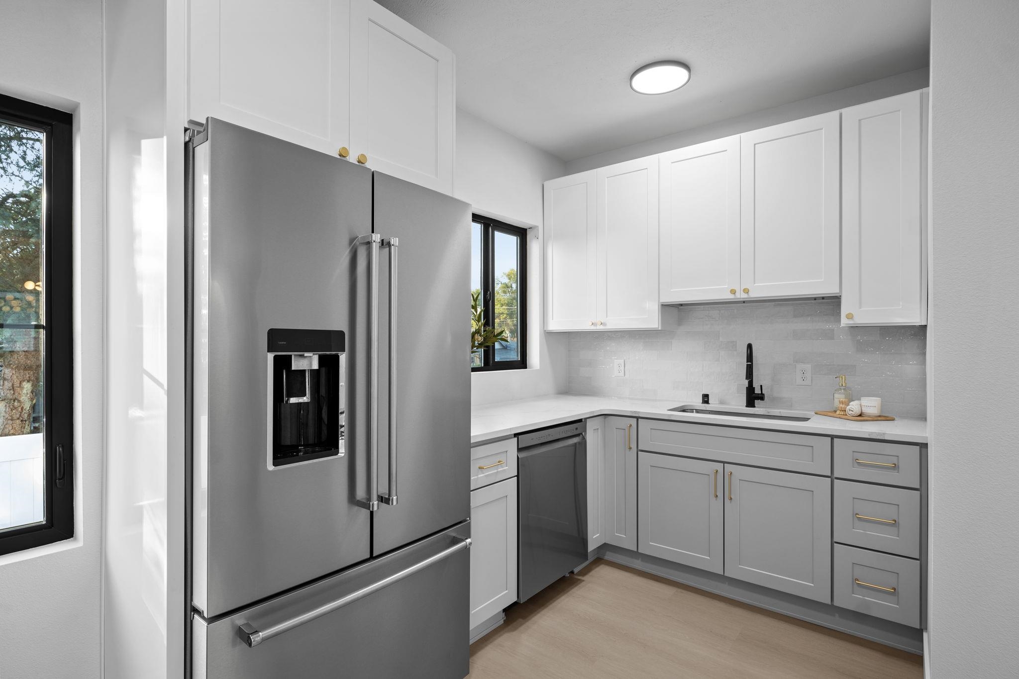 2911 E Fairview Ave - Photo 8