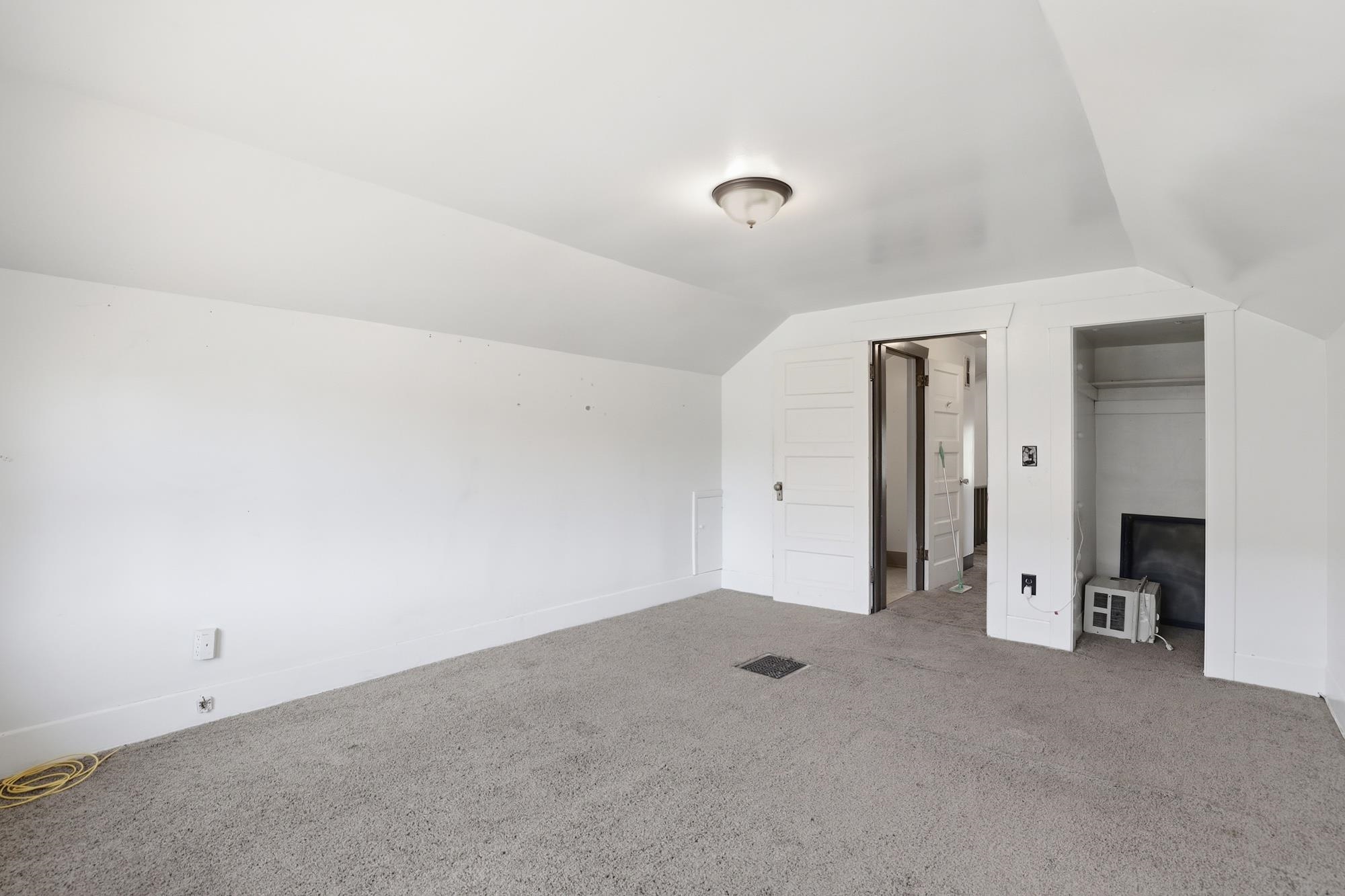 1204 W Mansfield Ave - Photo 13
