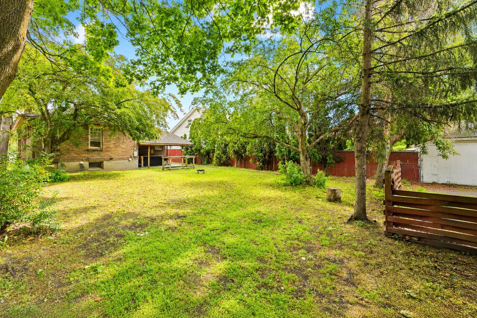 808 E Mission Ave - Photo 18