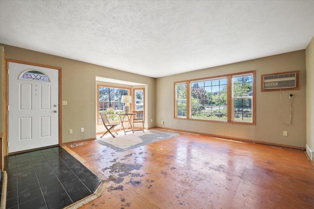3303 E 35th Ave - Photo 8