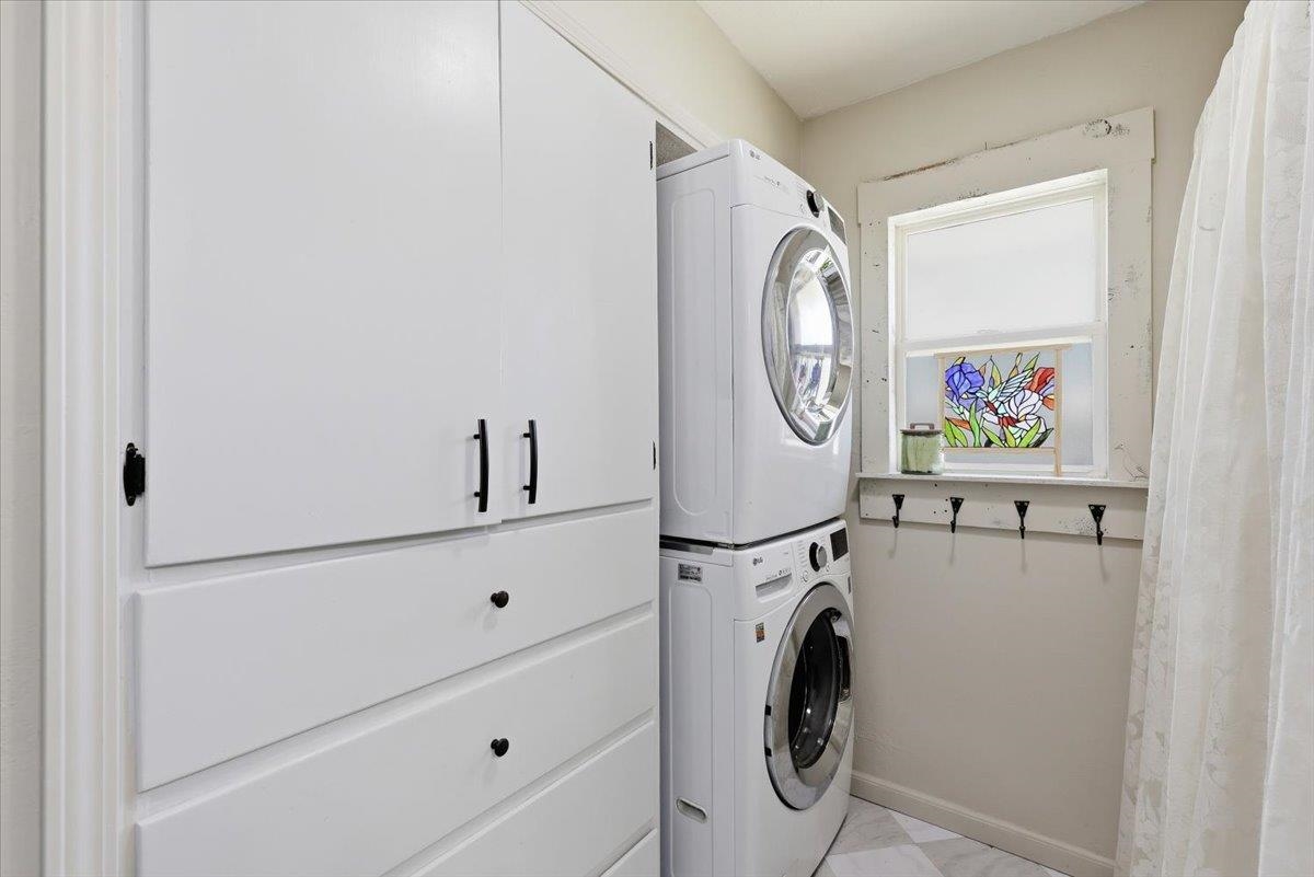 11720 E 18th Ave - Photo 19