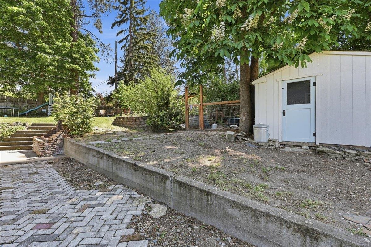 11720 E 18th Ave - Photo 25