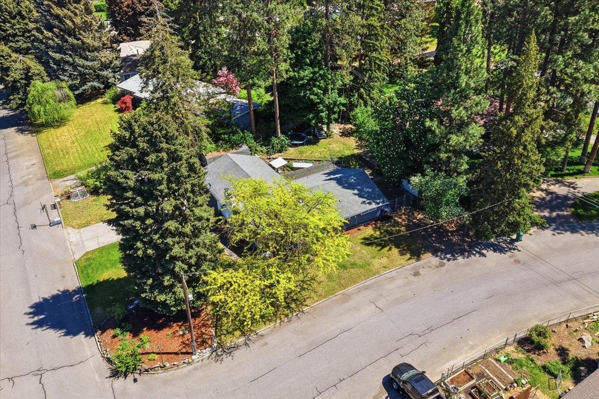 11720 E 18th Ave - Photo 33