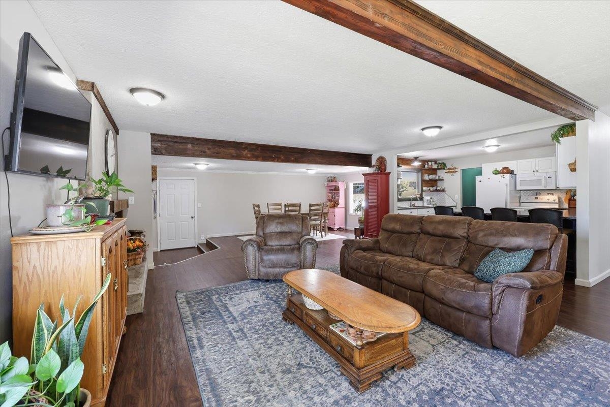 11720 E 18th Ave - Photo 6