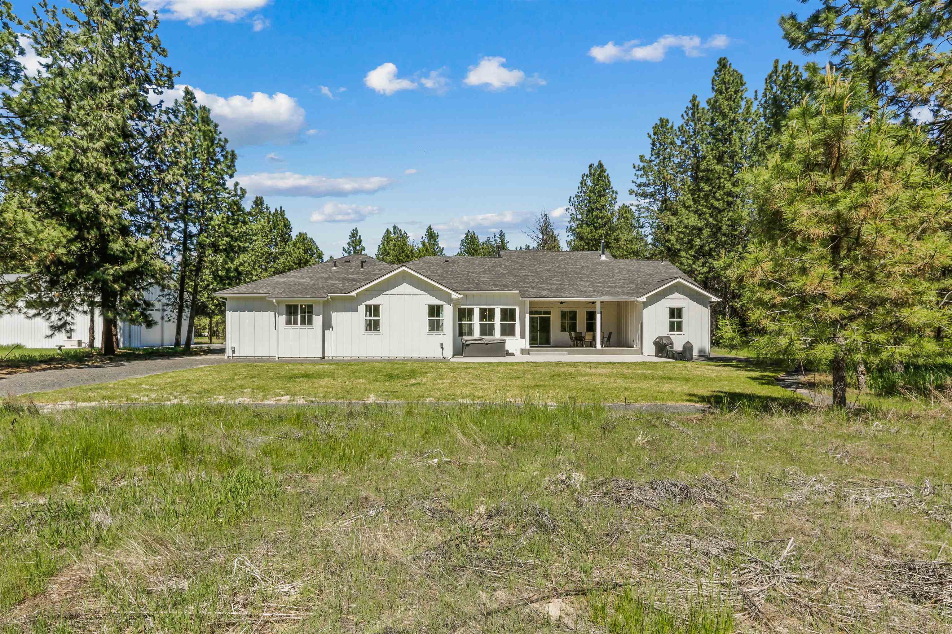 13815 W Charles Rd - Photo 3