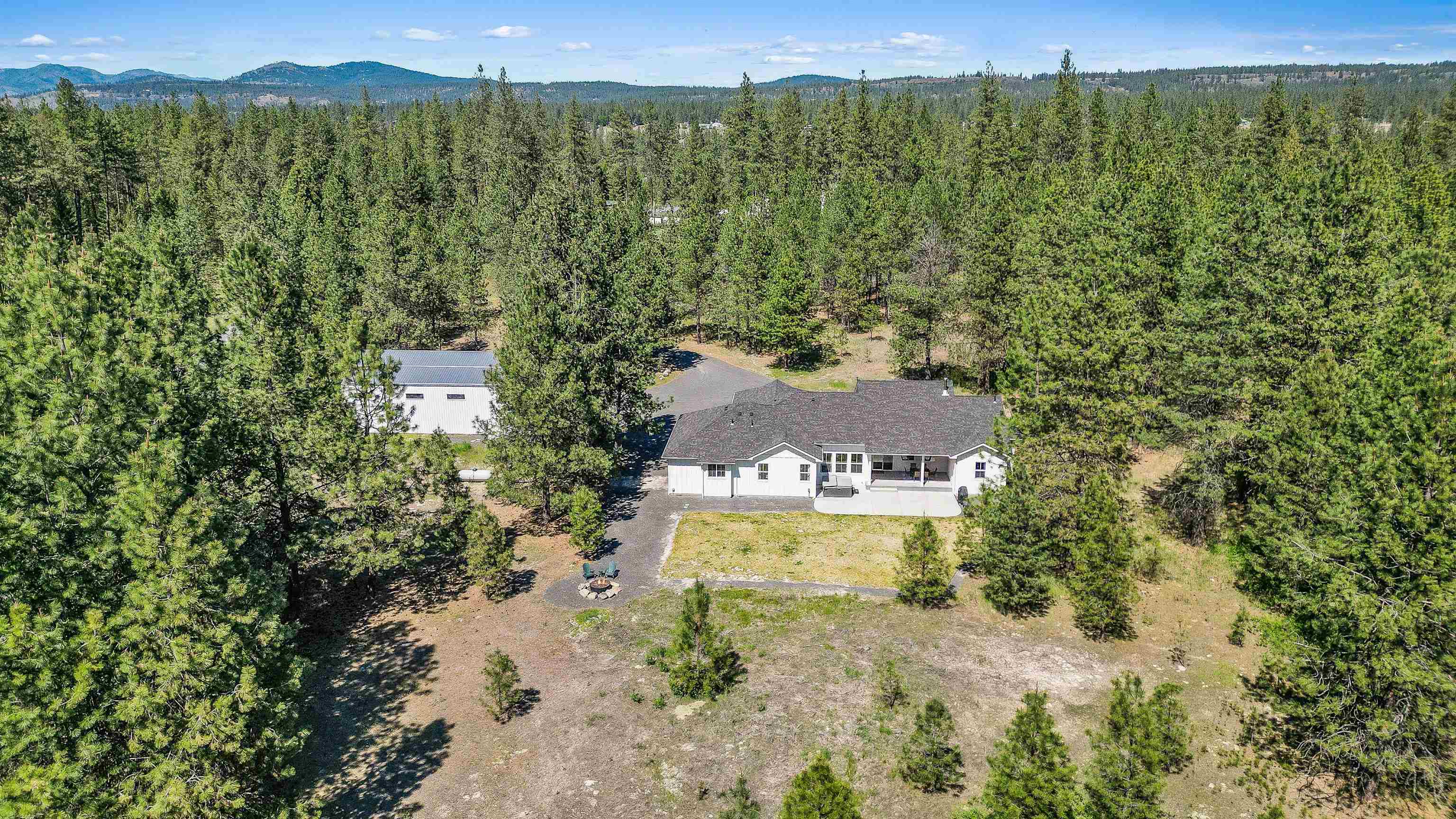 13815 W Charles Rd - Photo 25