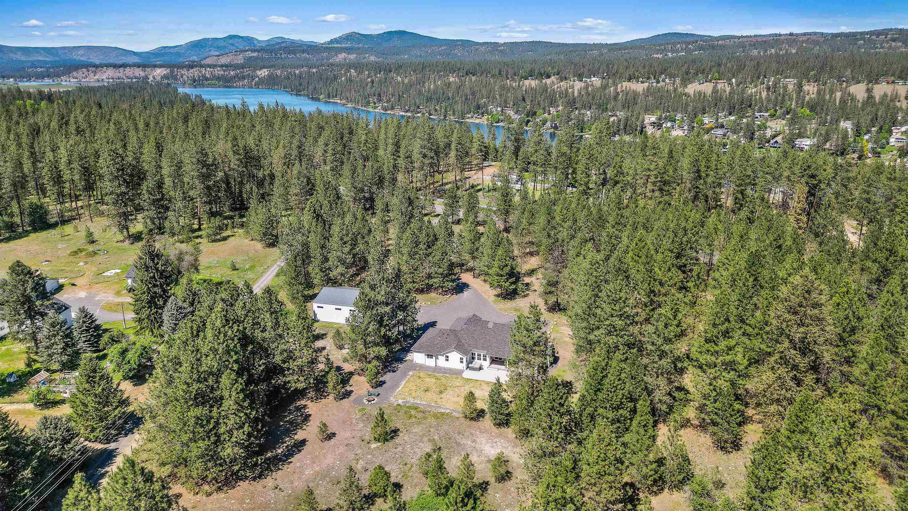 13815 W Charles Rd - Photo 26
