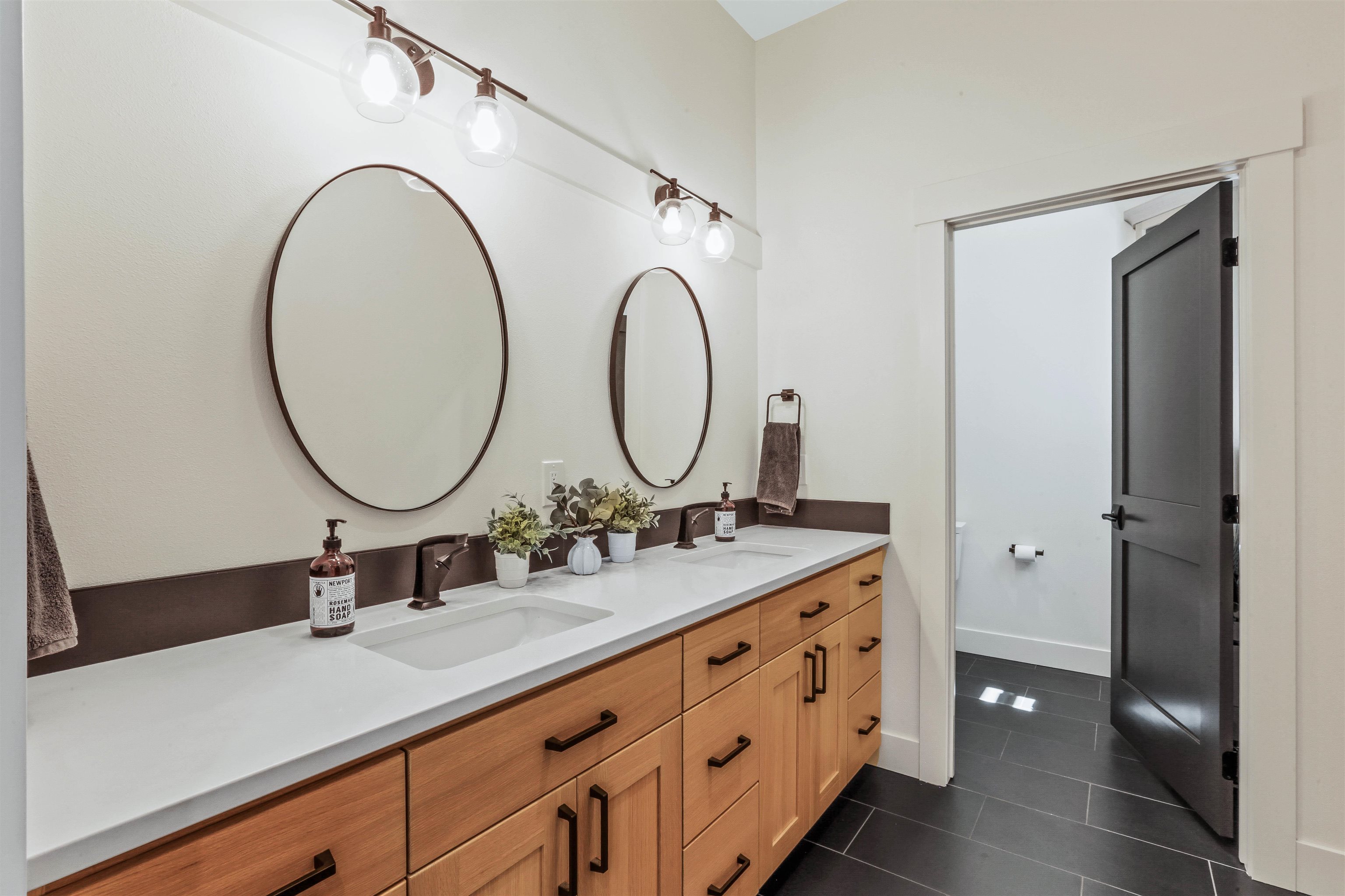 13815 W Charles Rd - Photo 29