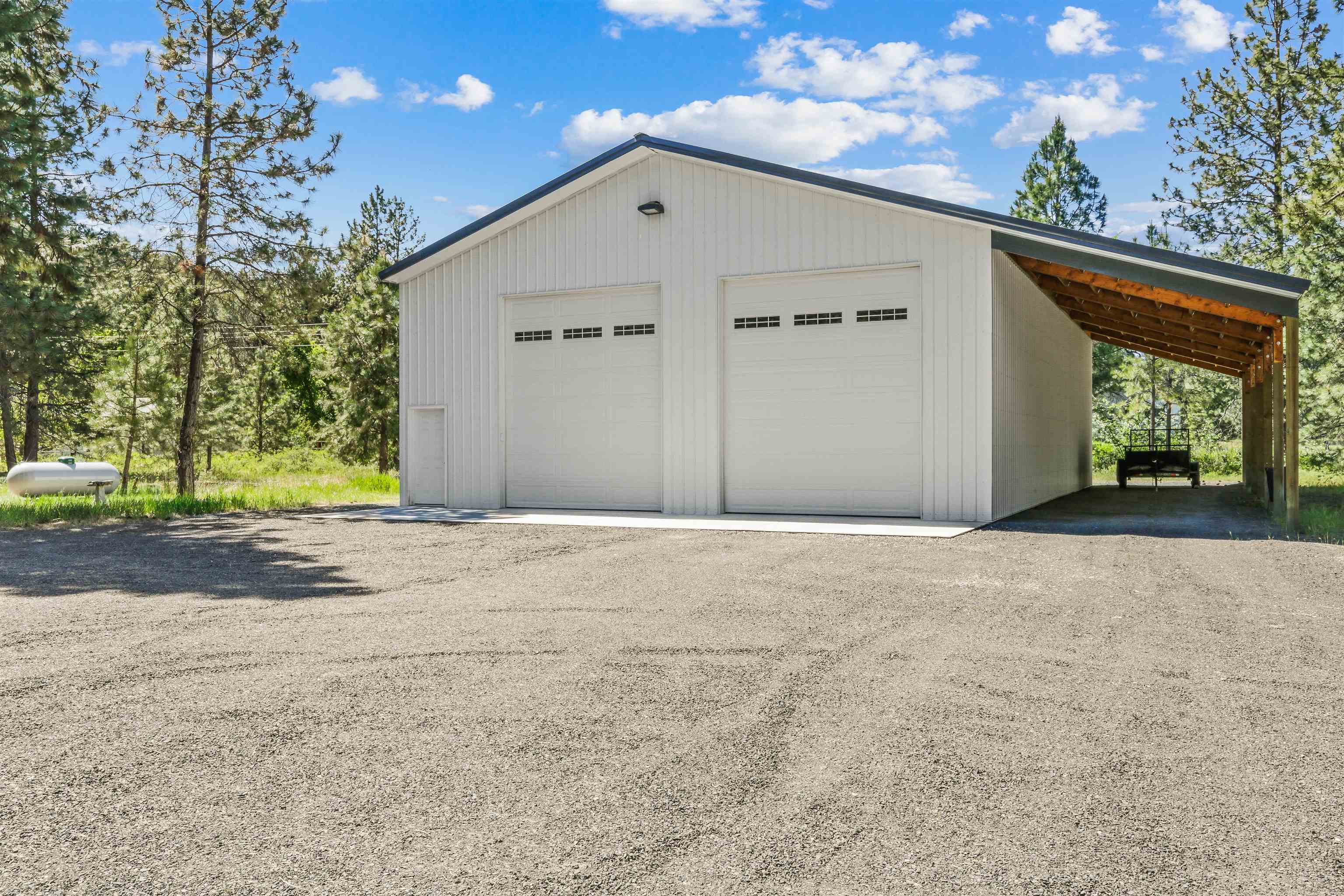 13815 W Charles Rd - Photo 37