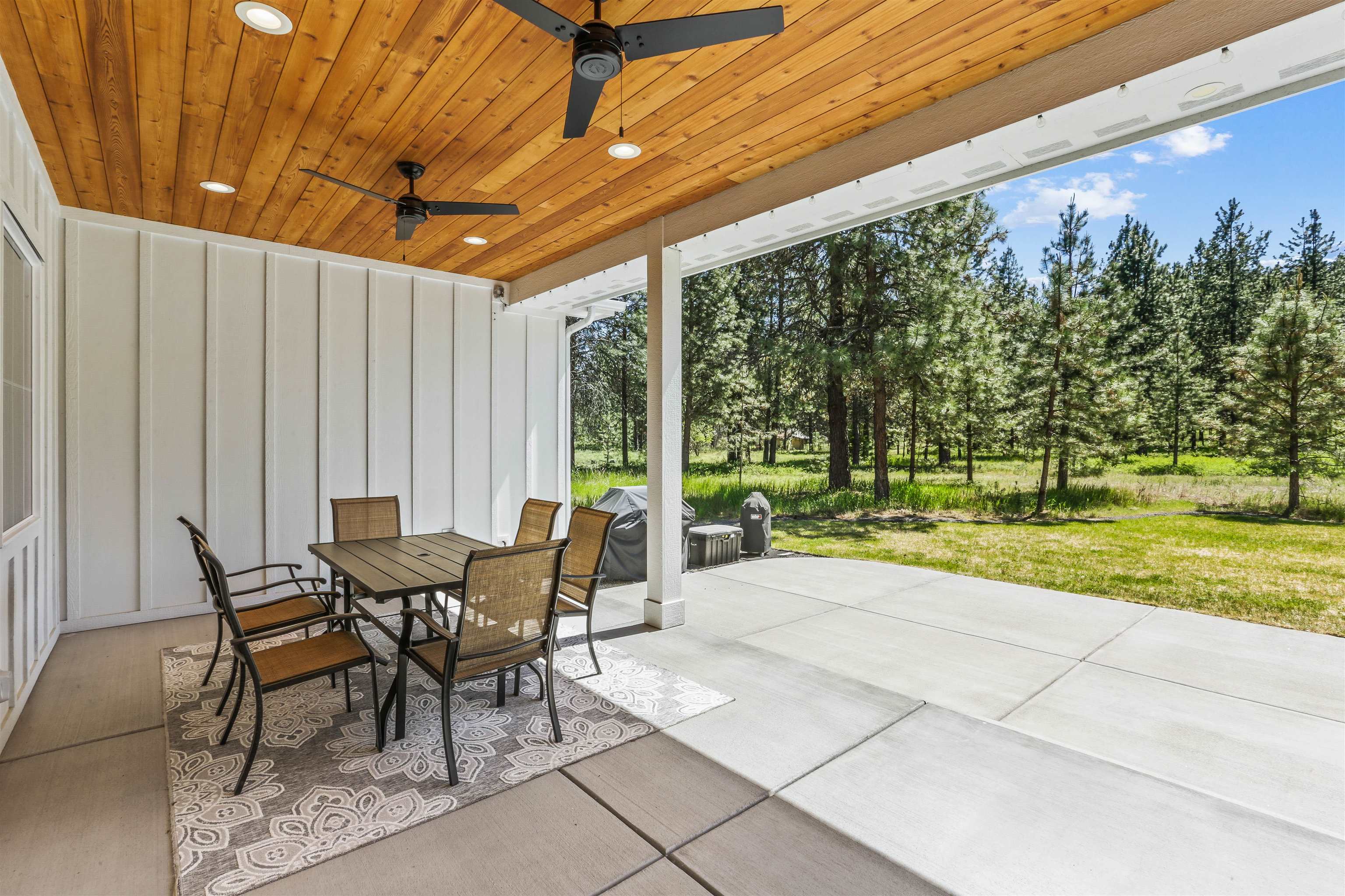 13815 W Charles Rd - Photo 5