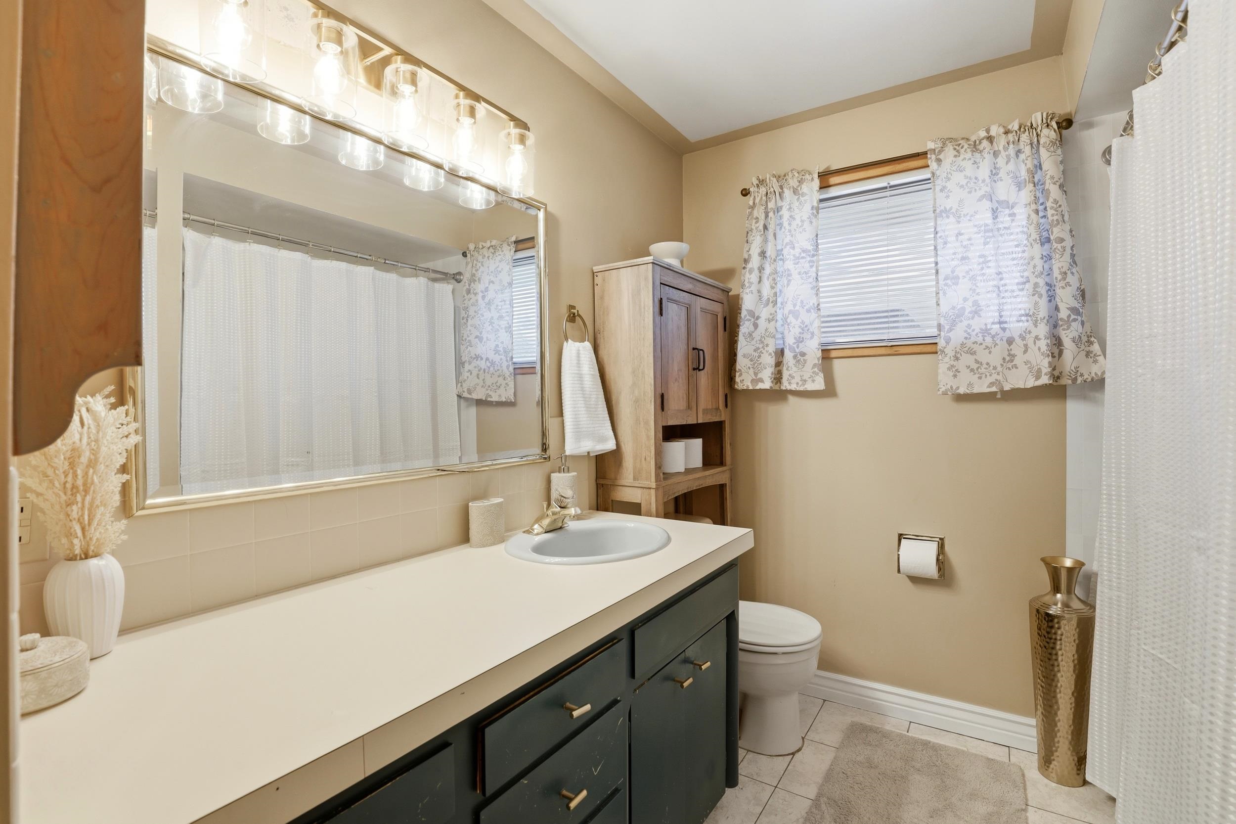 3510 W Indian Trail Rd - Photo 19