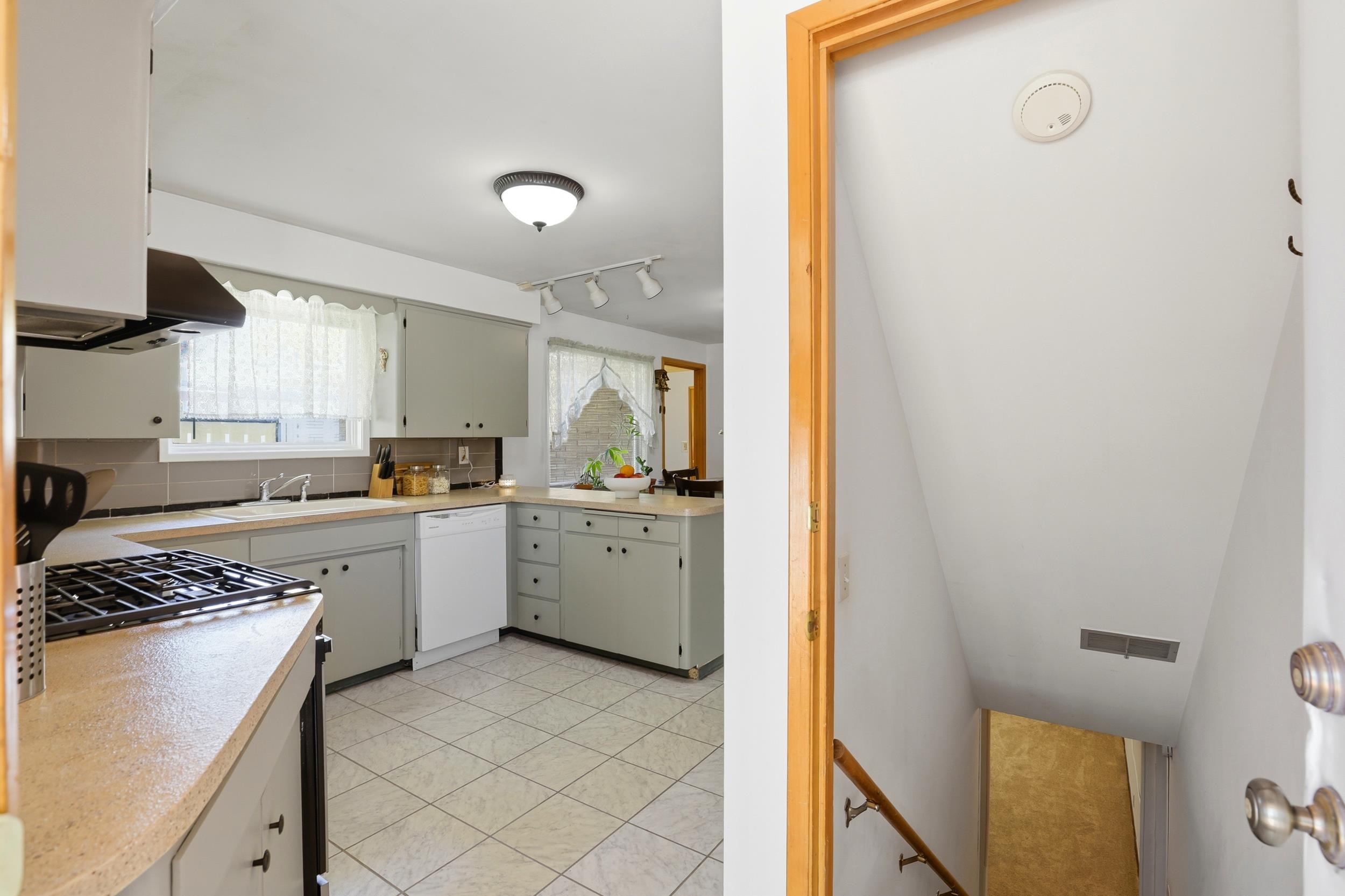 3510 W Indian Trail Rd - Photo 24