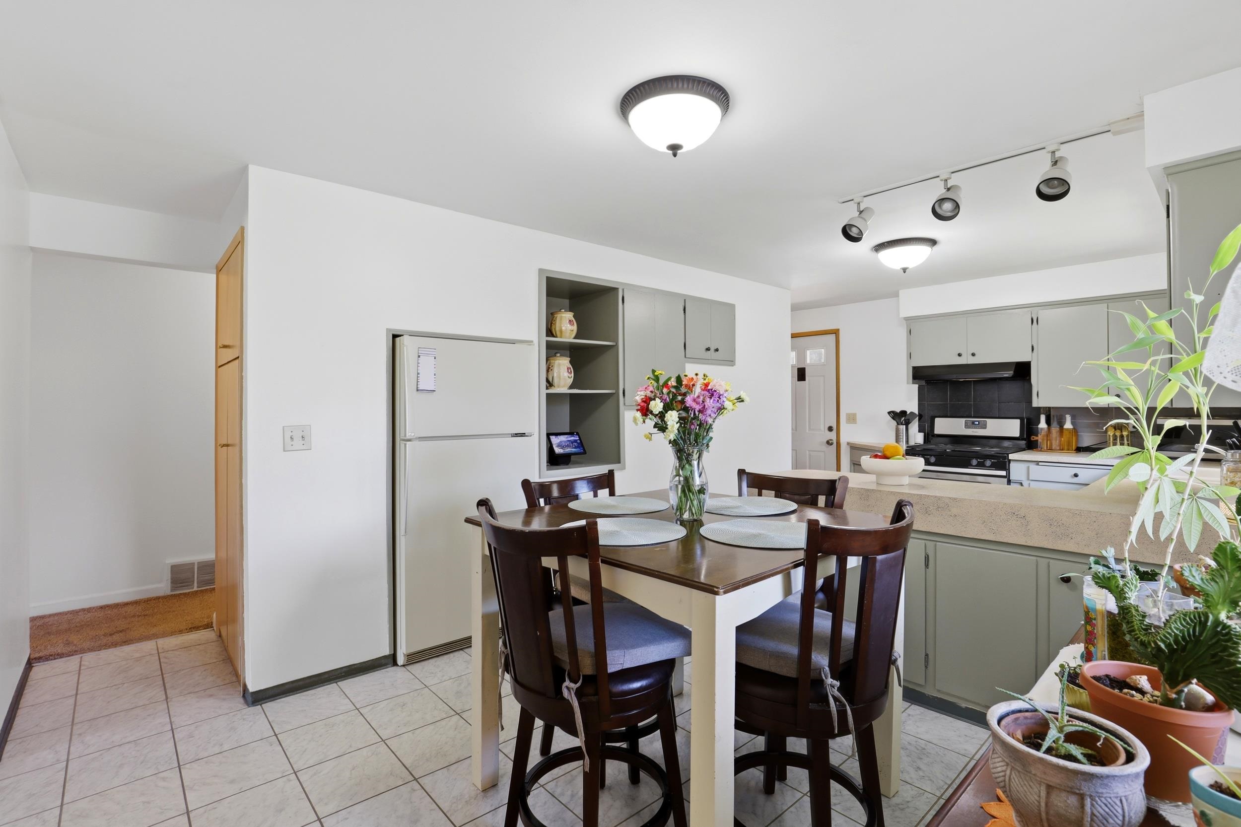 3510 W Indian Trail Rd - Photo 10
