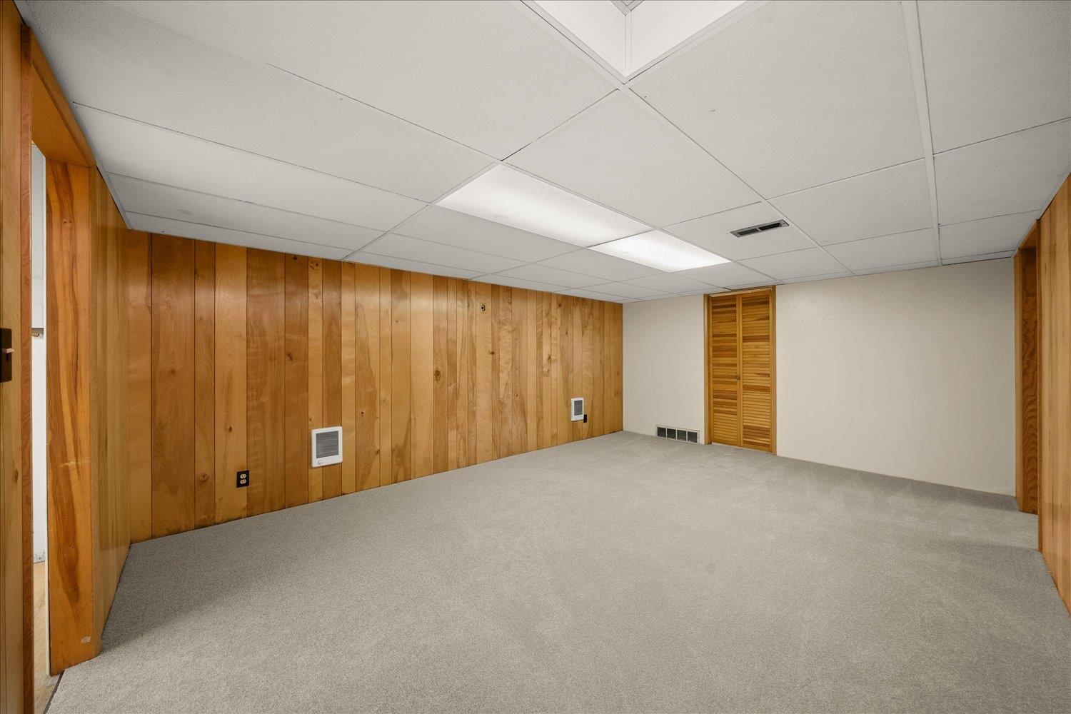344 W NEBRASKA Ave - Photo 17
