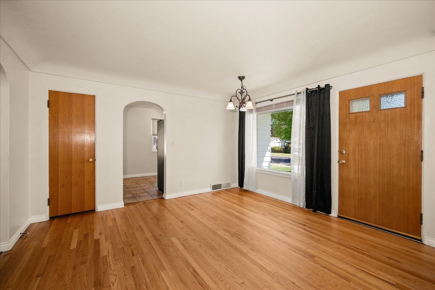 344 W NEBRASKA Ave - Photo 8
