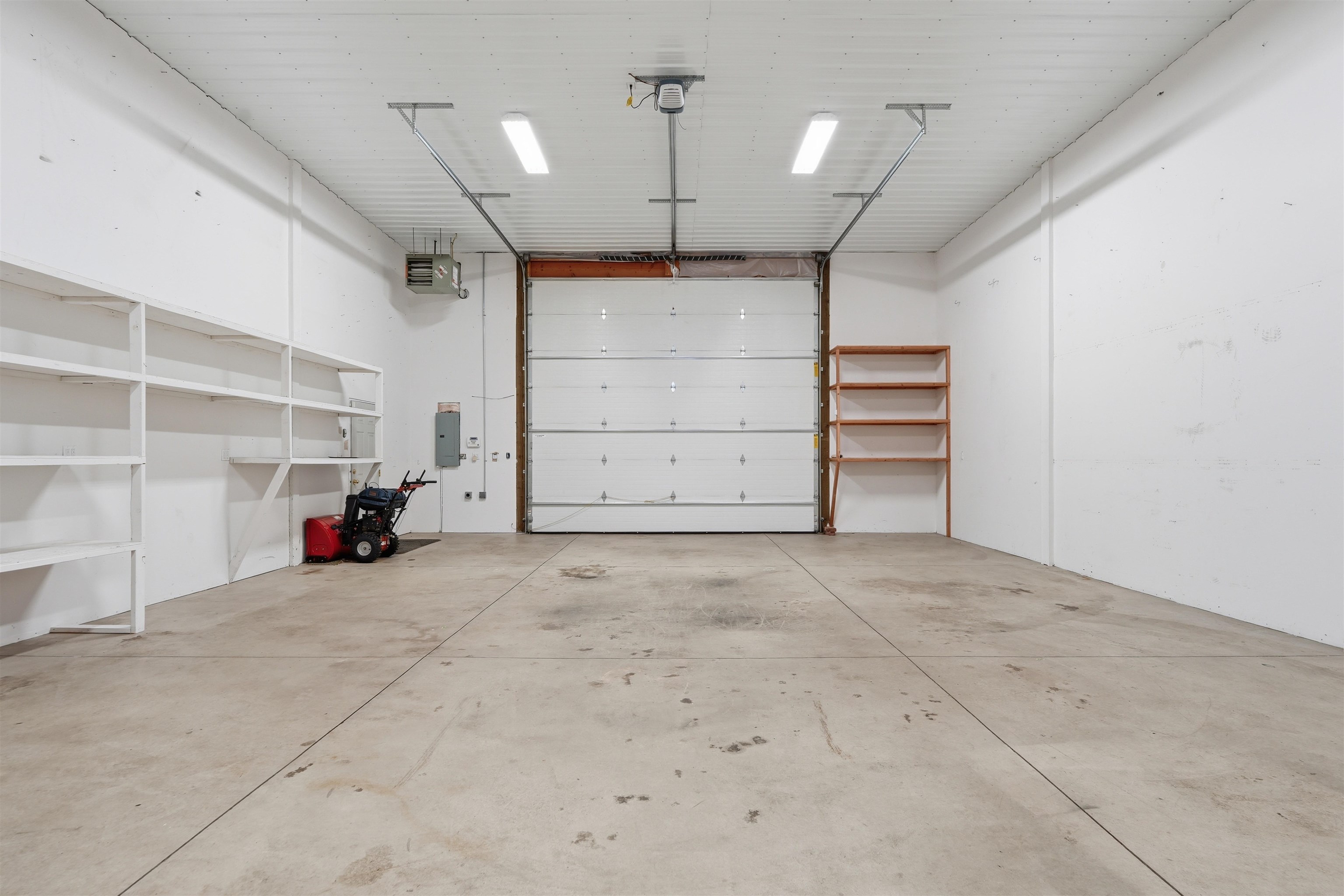 4218 N Maple St - Photo 11