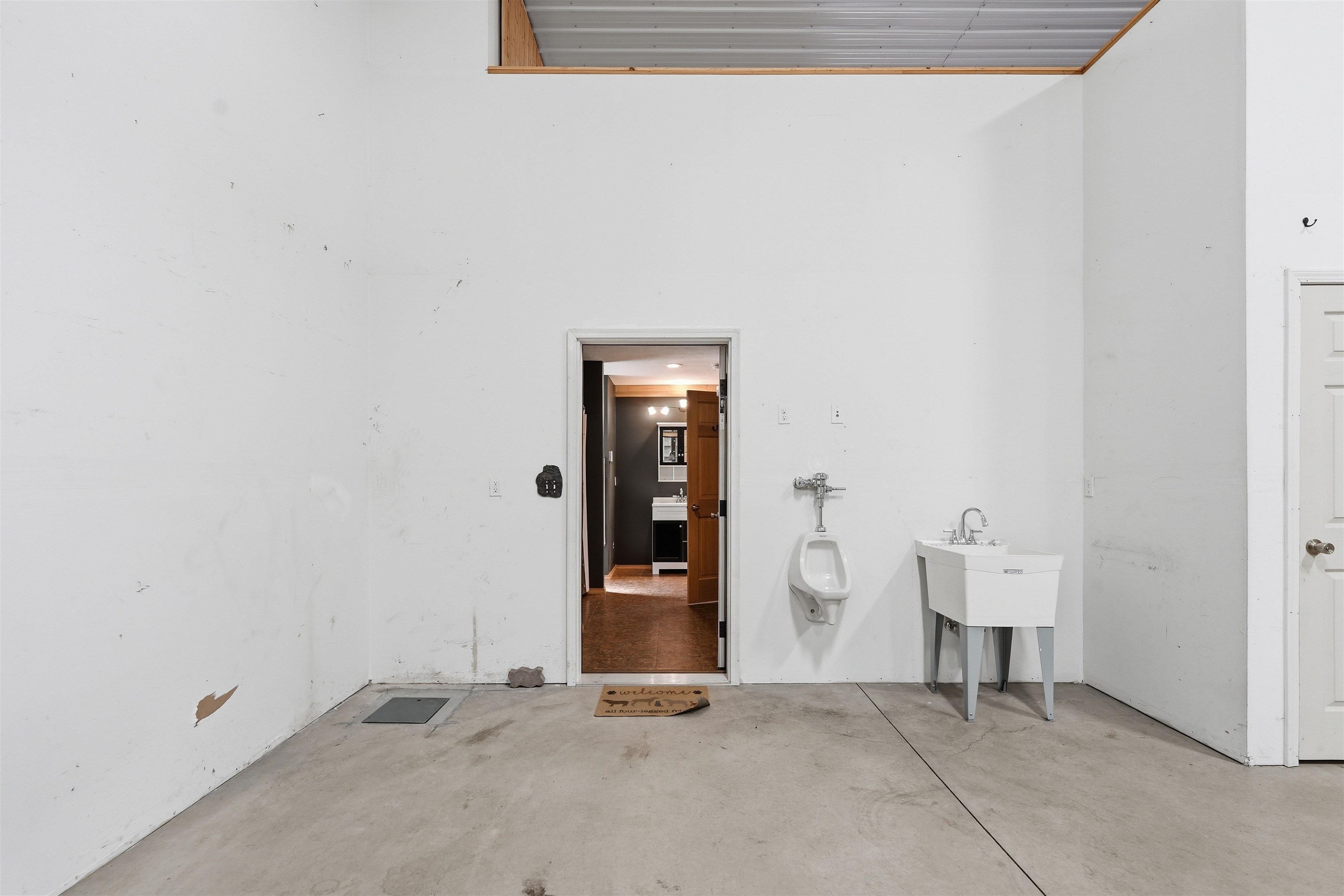 4218 N Maple St - Photo 20