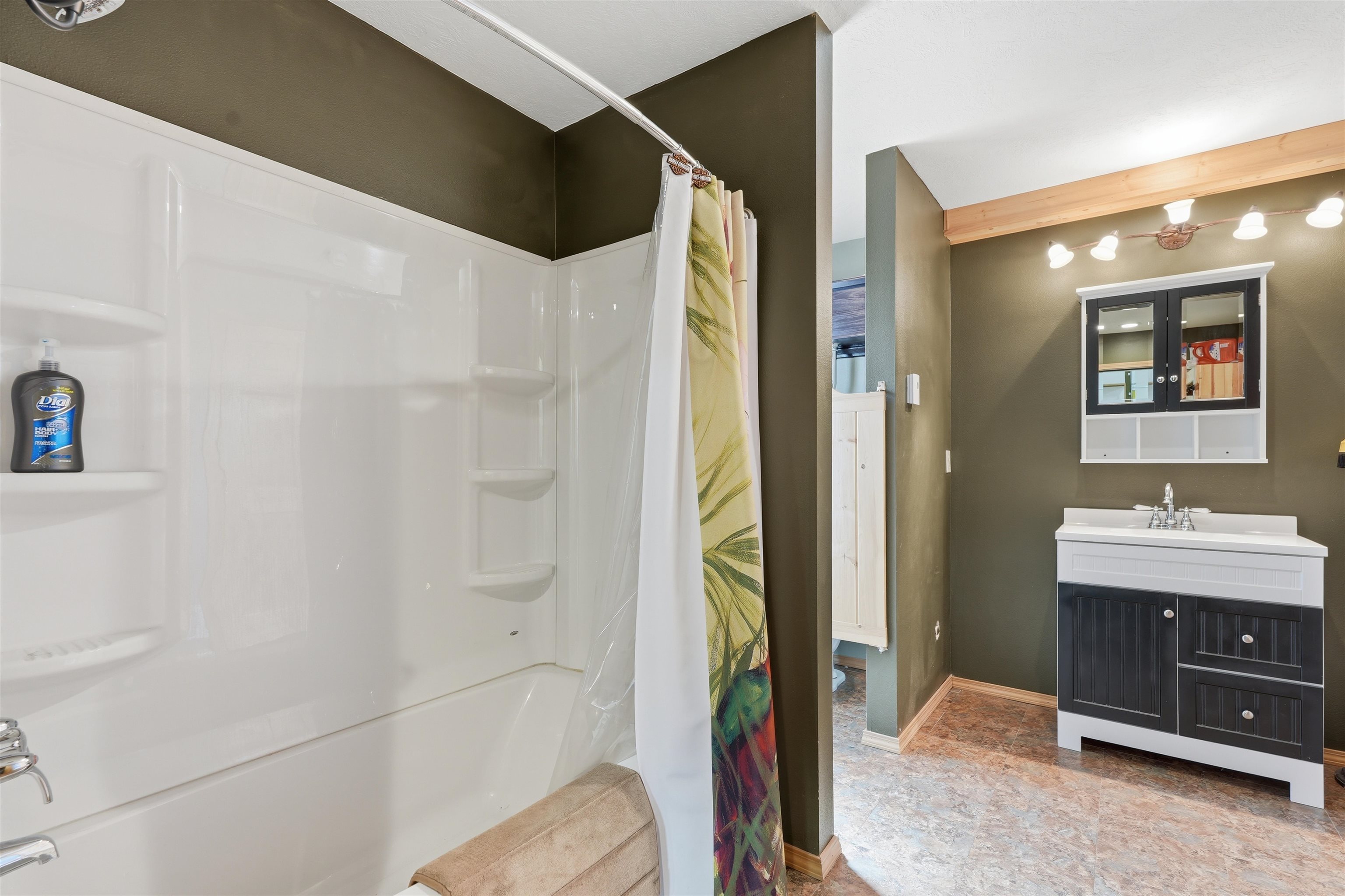 4218 N Maple St - Photo 22