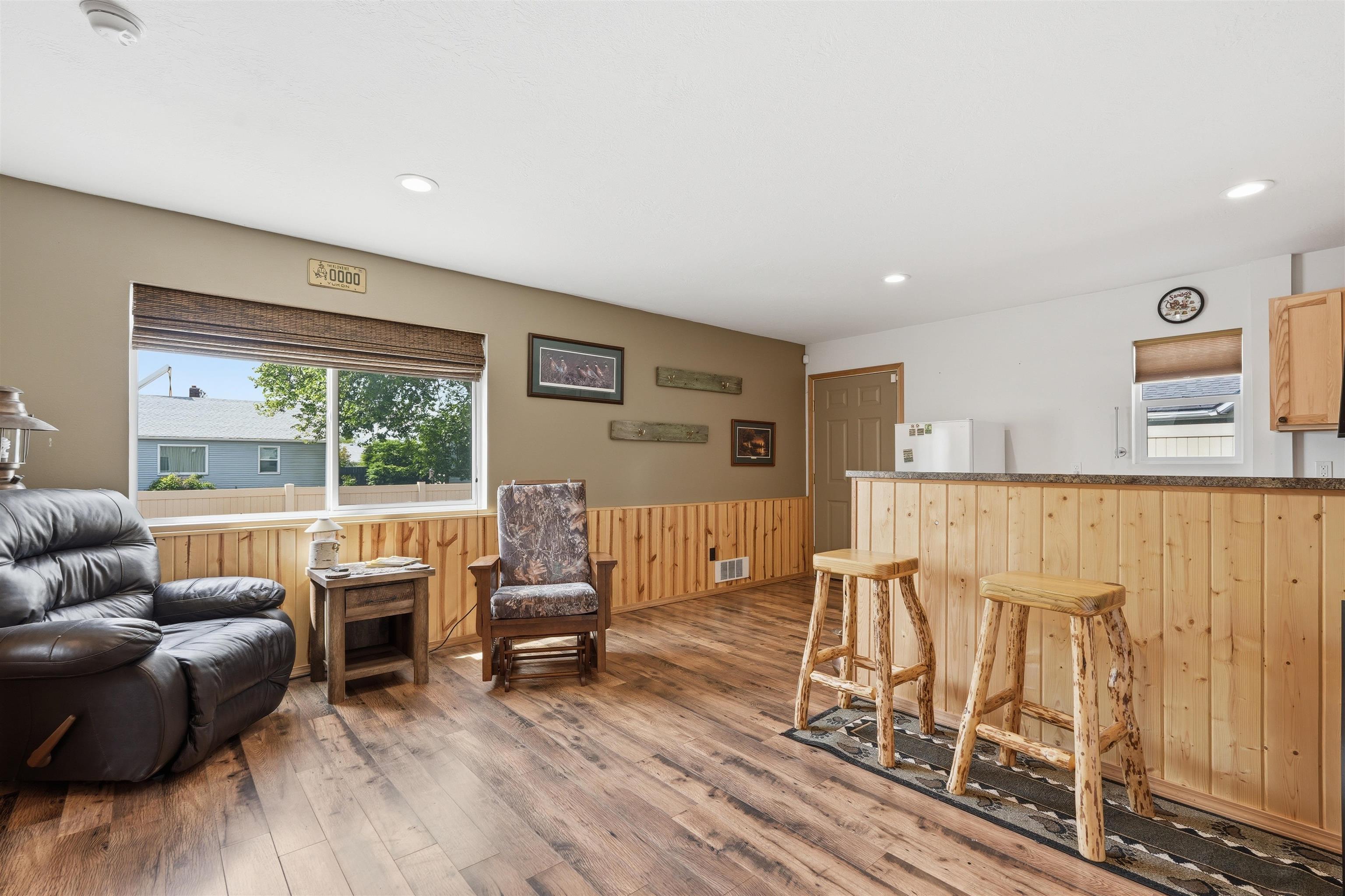 4218 N Maple St - Photo 33