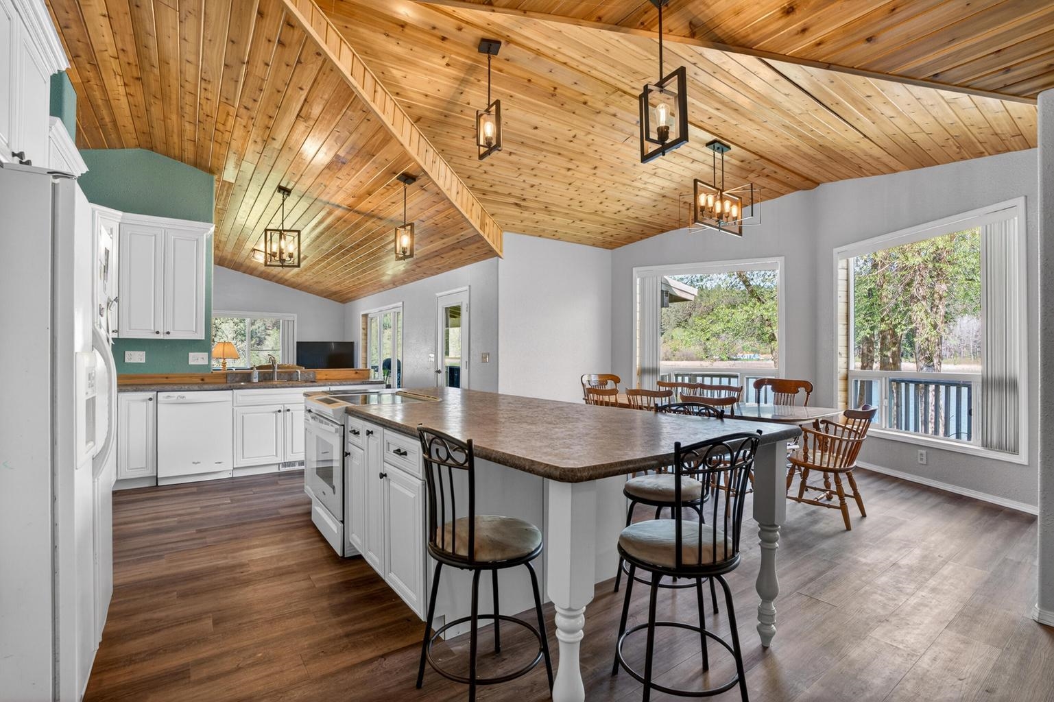 927 Mission Lake Rd - Photo 11