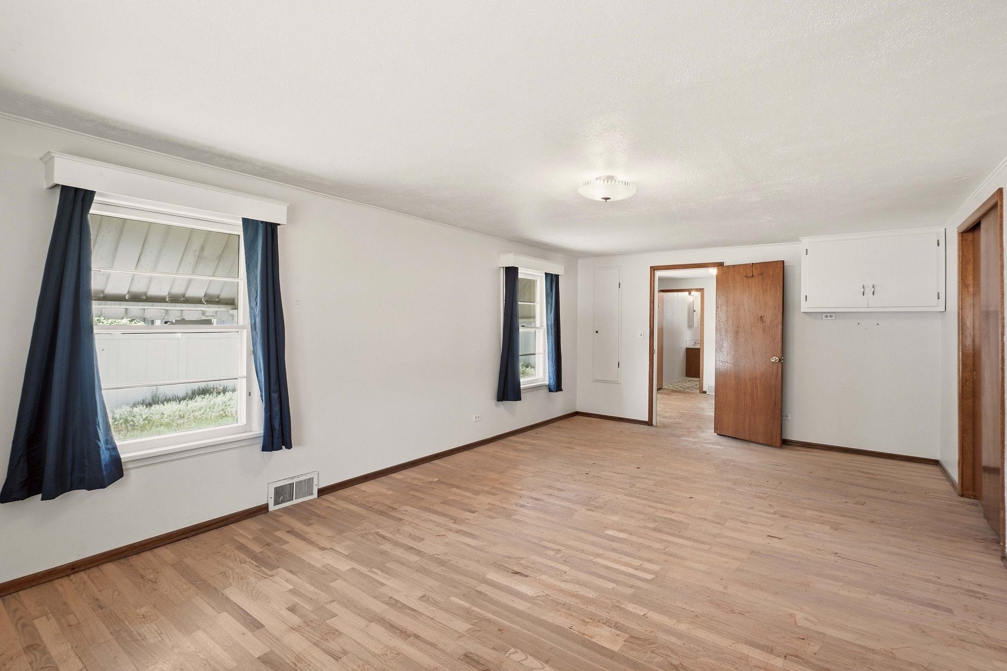 10121 E 4TH Ave - Photo 13