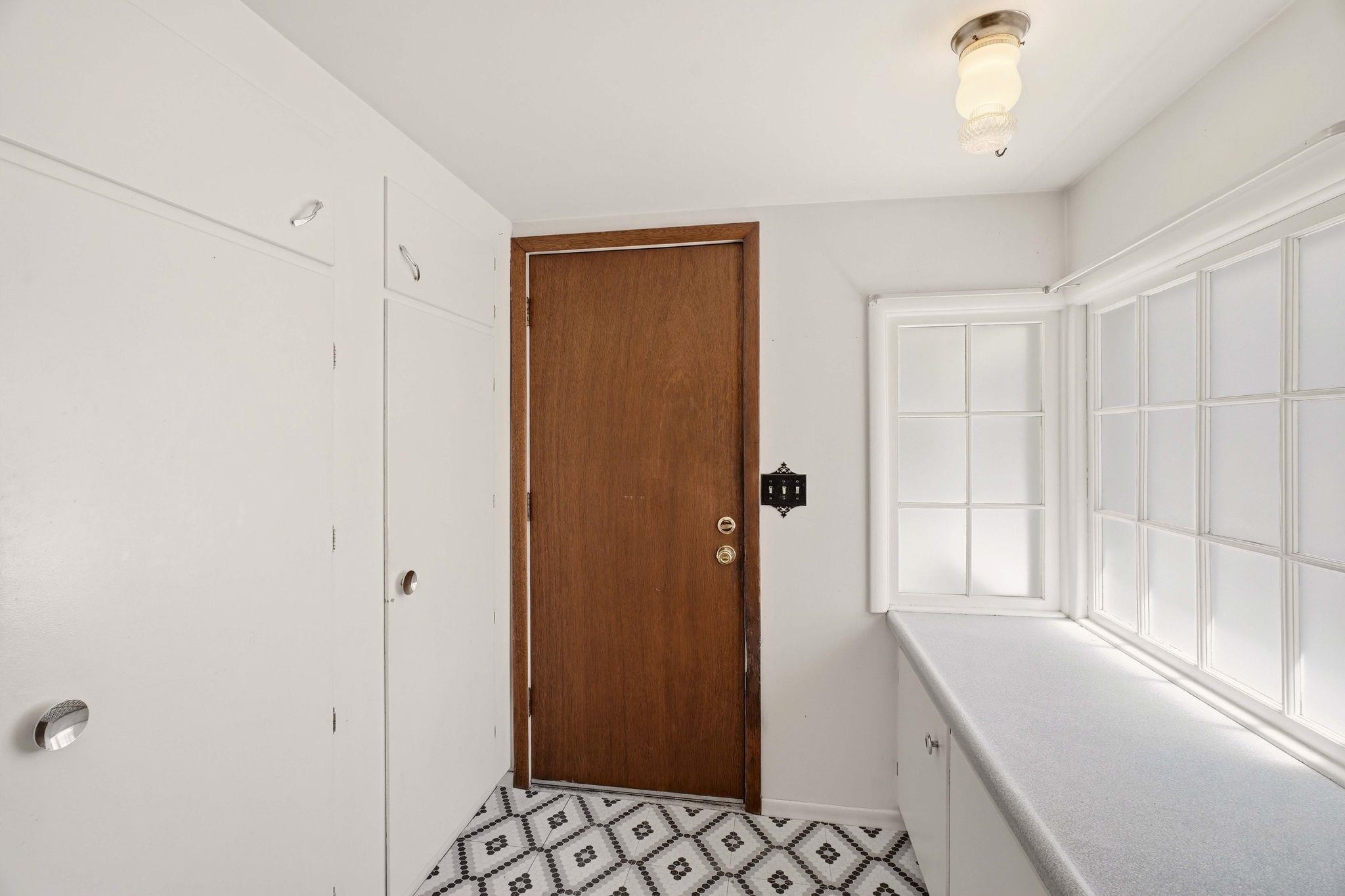 10121 E 4TH Ave - Photo 18