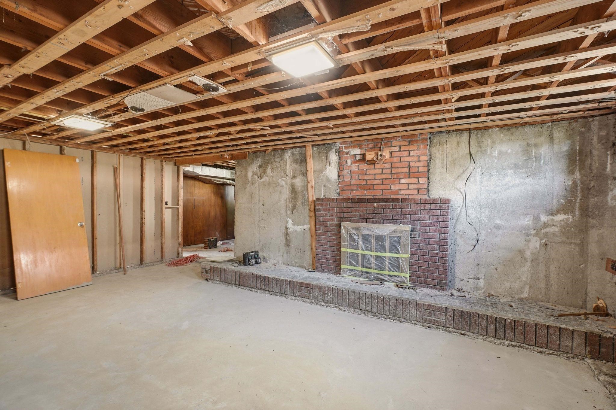 10121 E 4TH Ave - Photo 25
