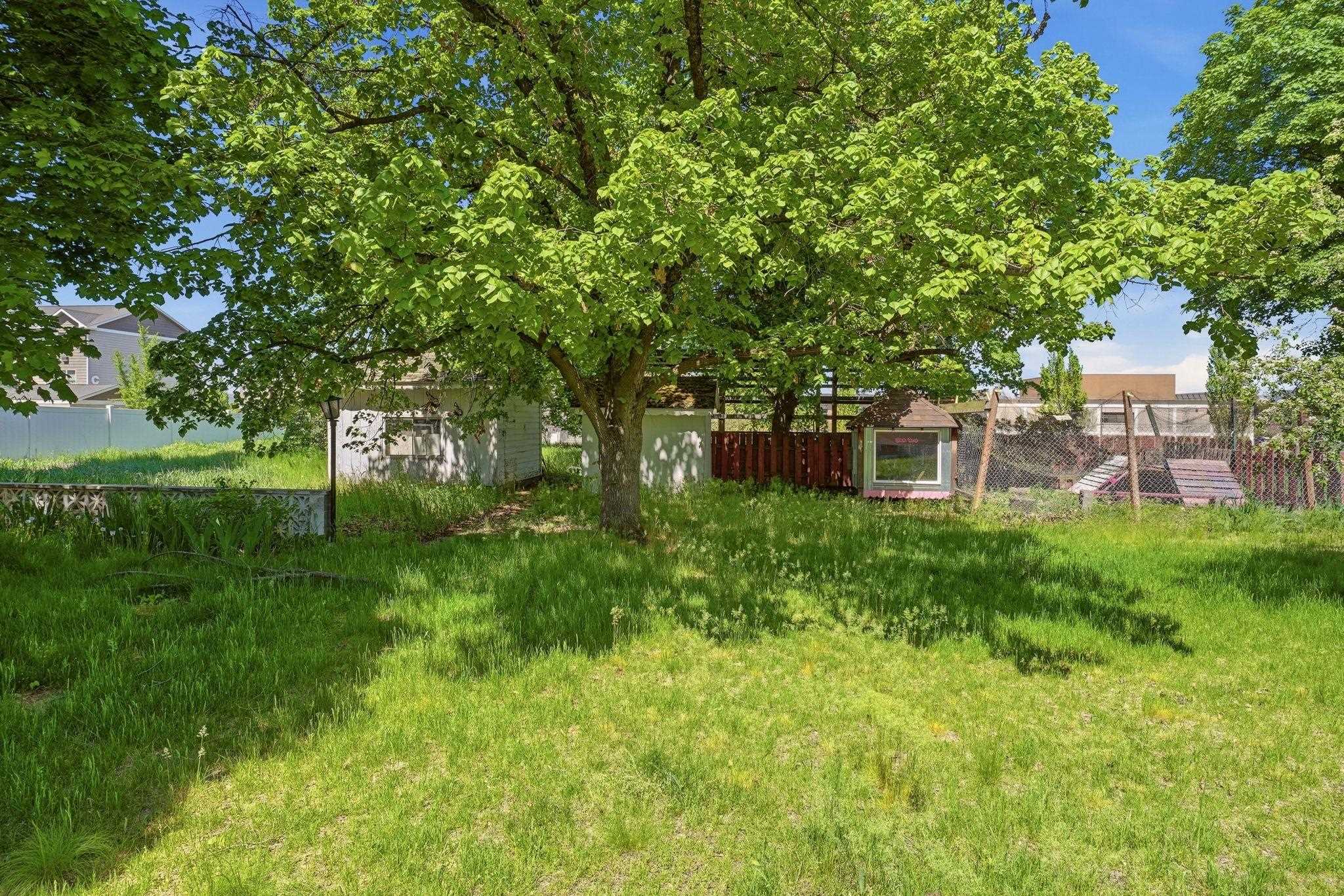 10121 E 4TH Ave - Photo 31