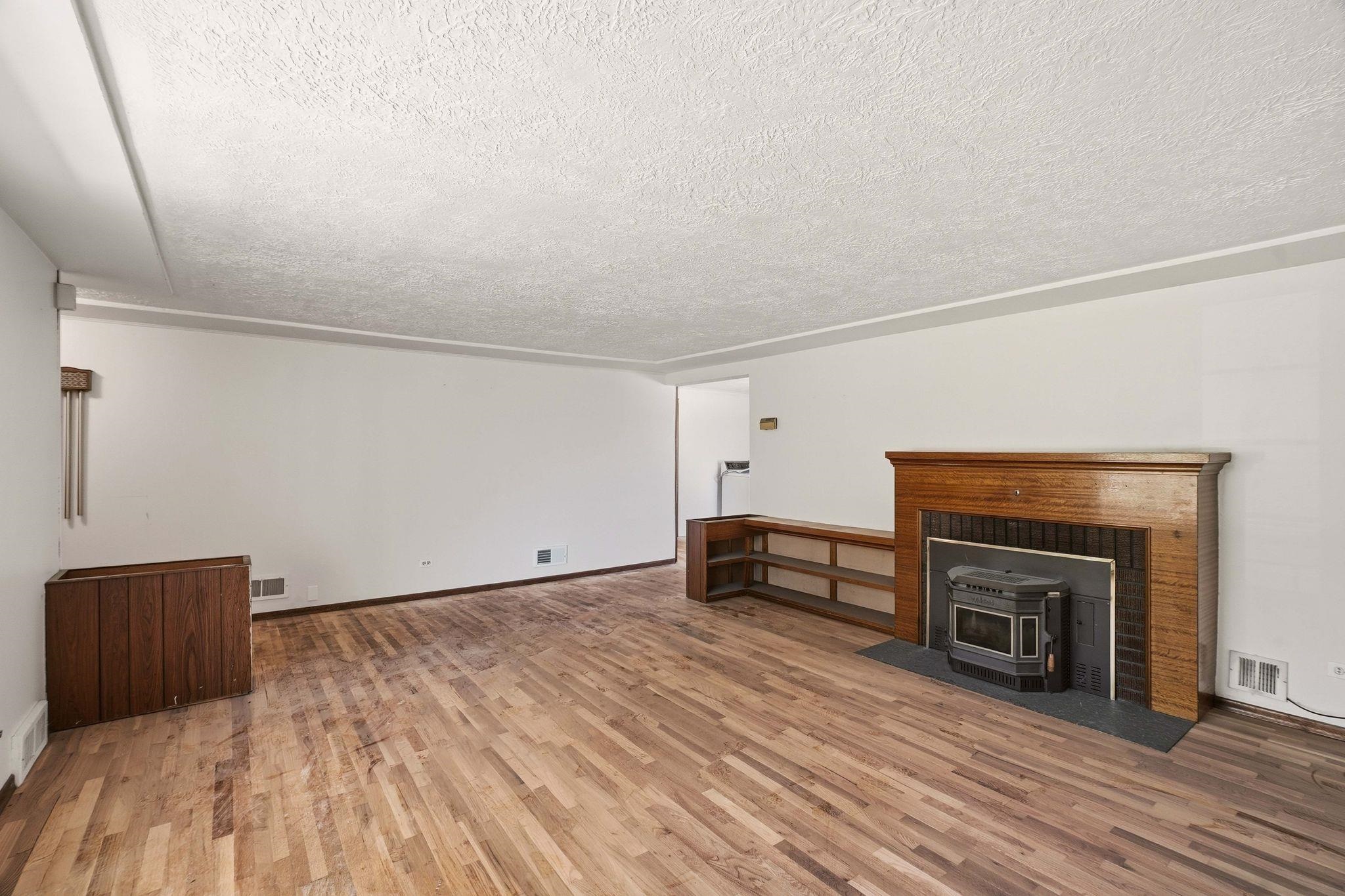 10121 E 4TH Ave - Photo 8
