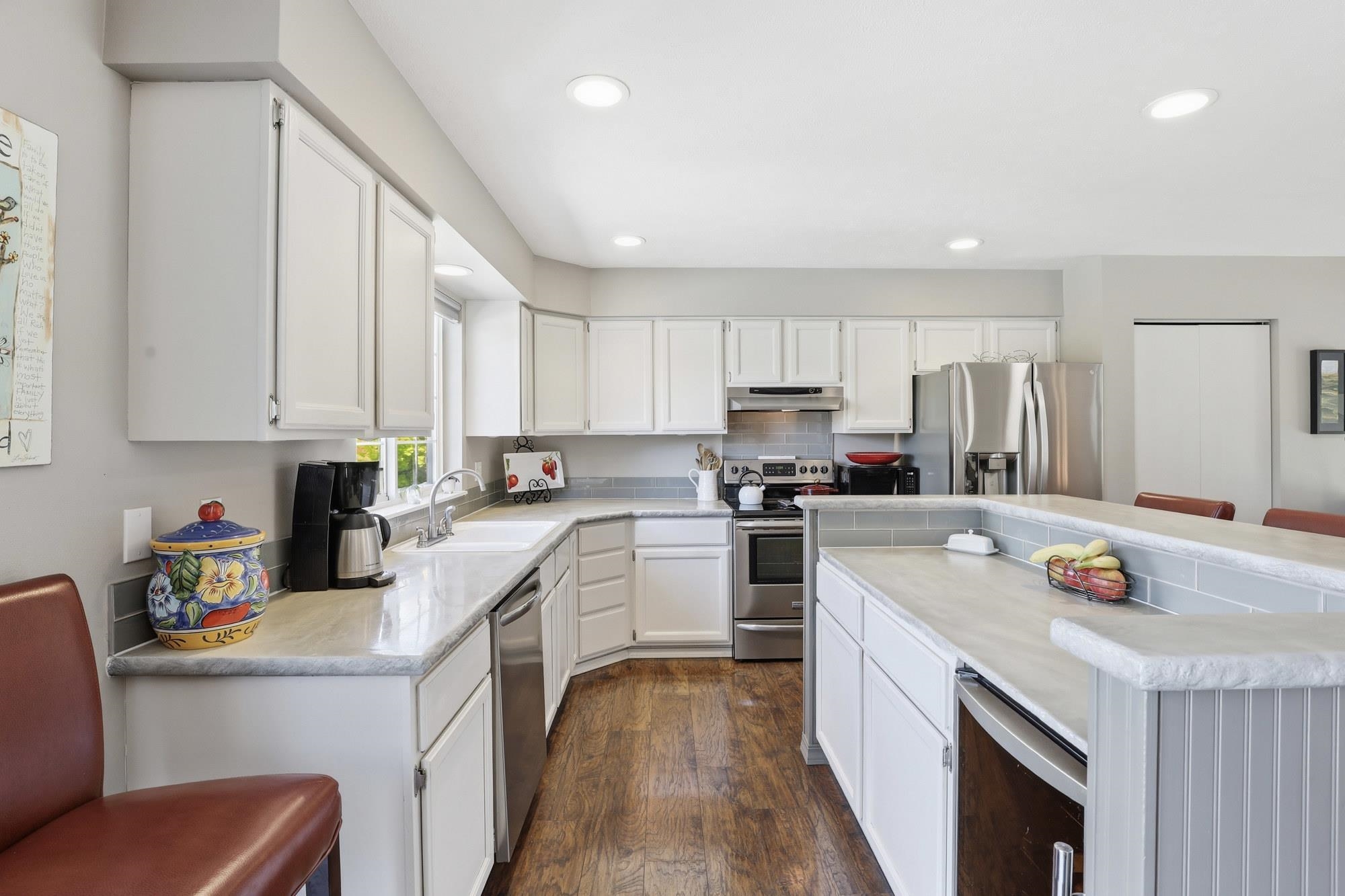 1221 N Wright Blvd - Photo 11