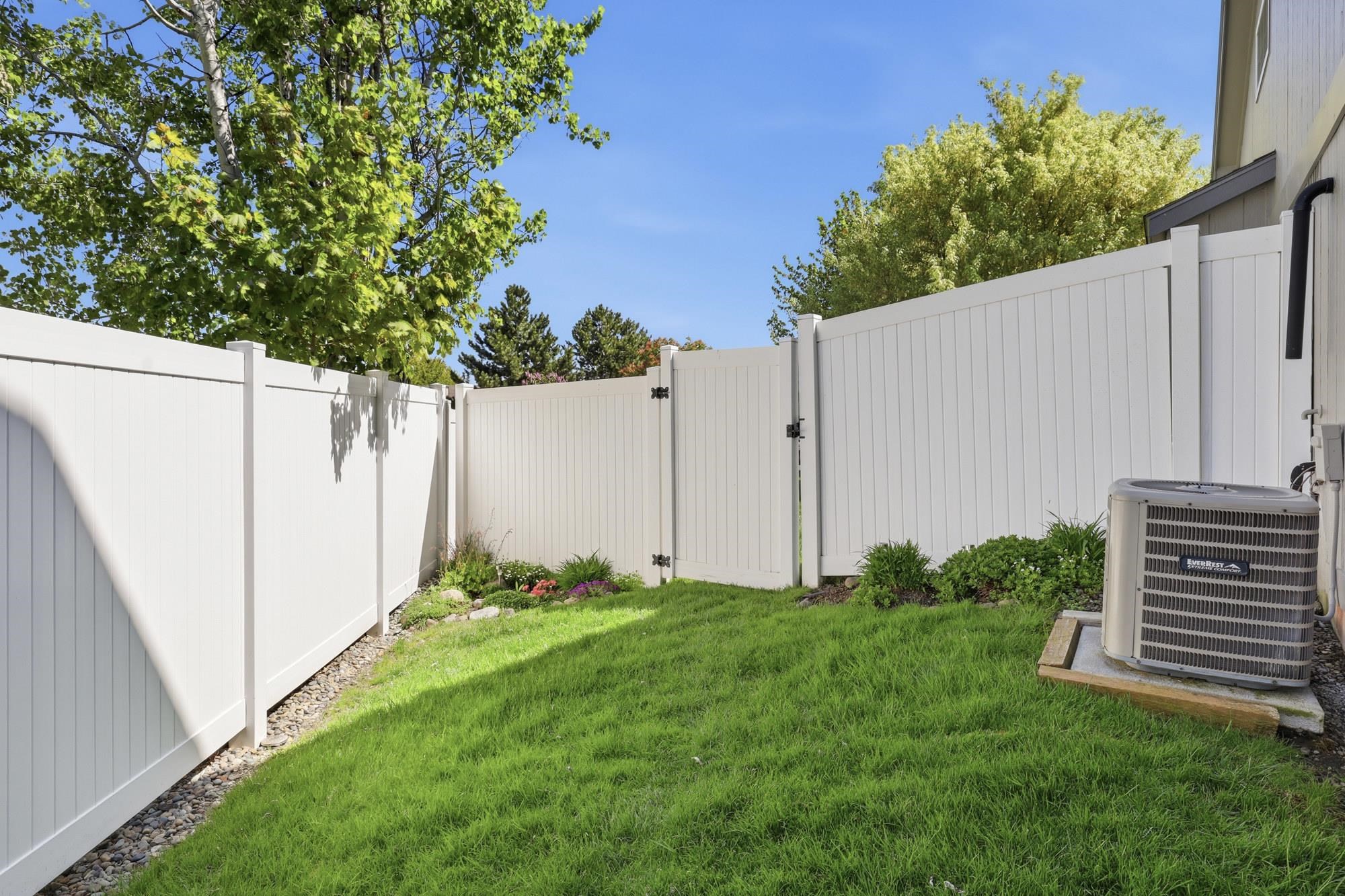 1221 N Wright Blvd - Photo 31