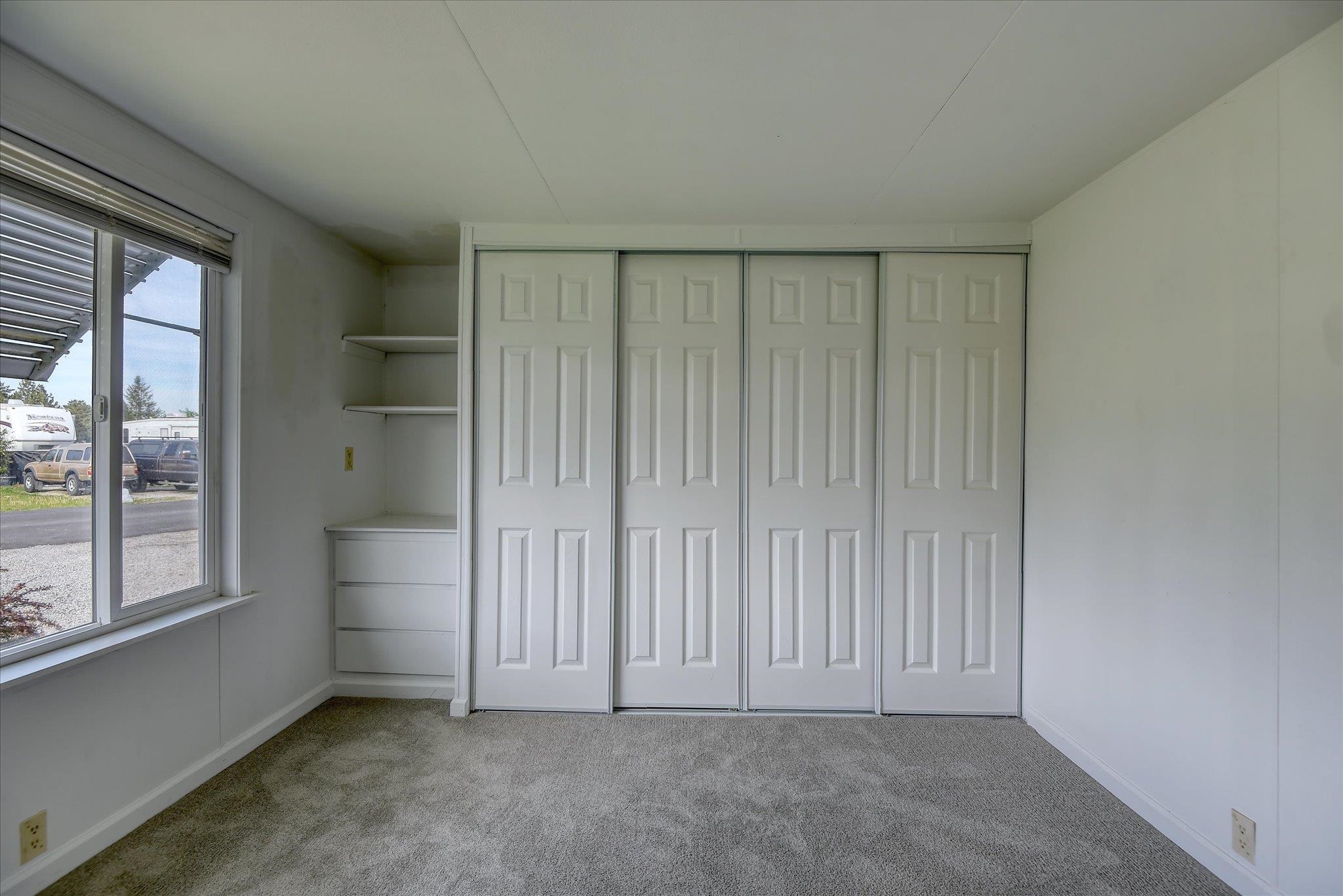 35717 N Spotted Rd - Photo 14