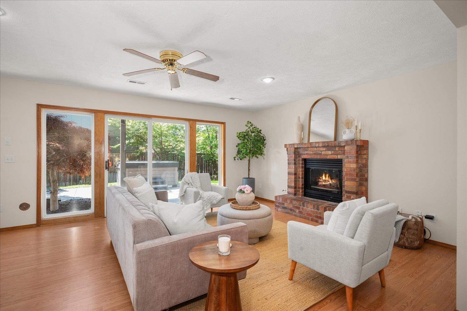 3814 E 49th Ave - Photo 13