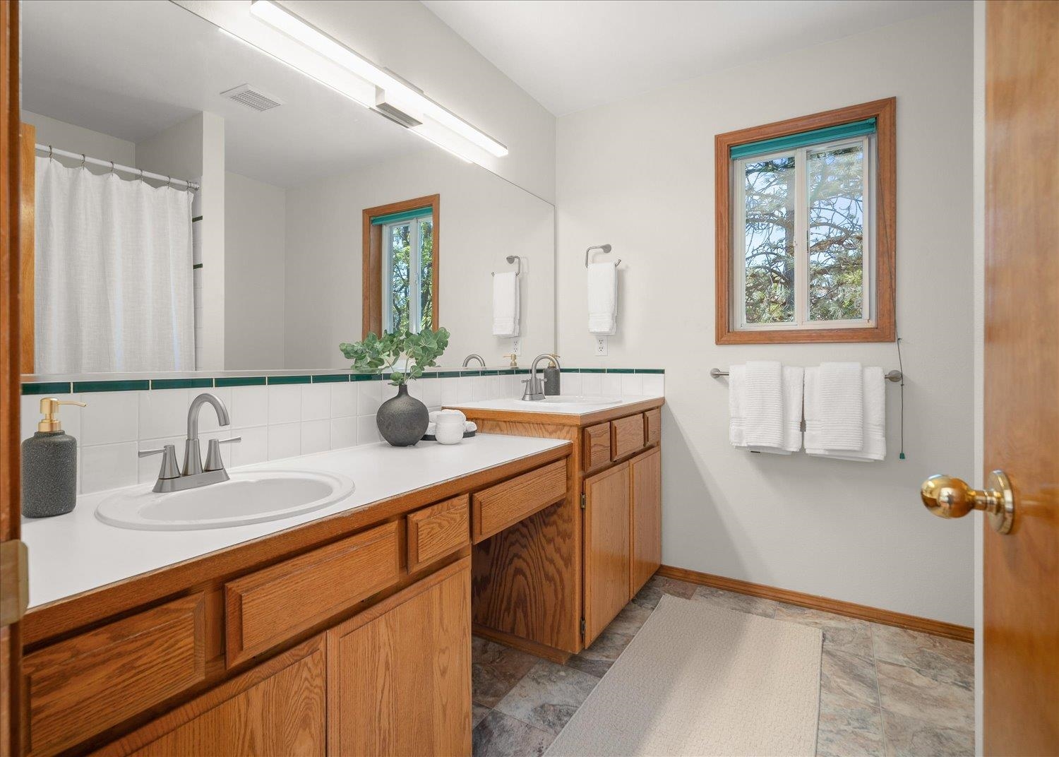 3814 E 49th Ave - Photo 19