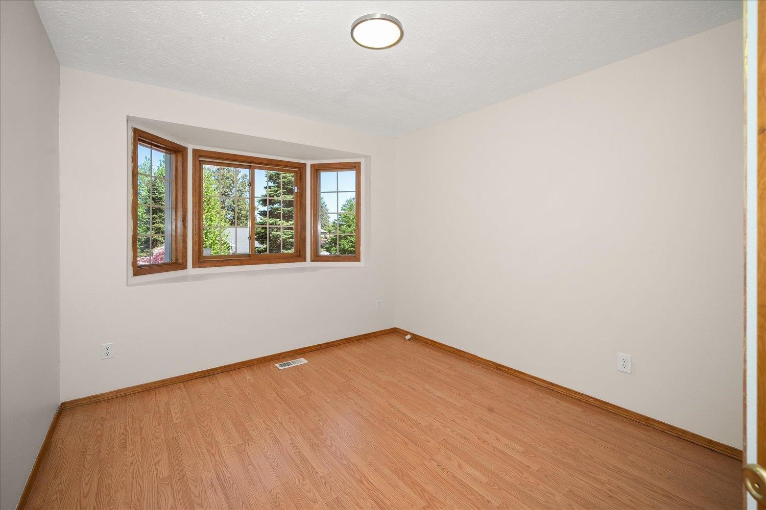 3814 E 49th Ave - Photo 20