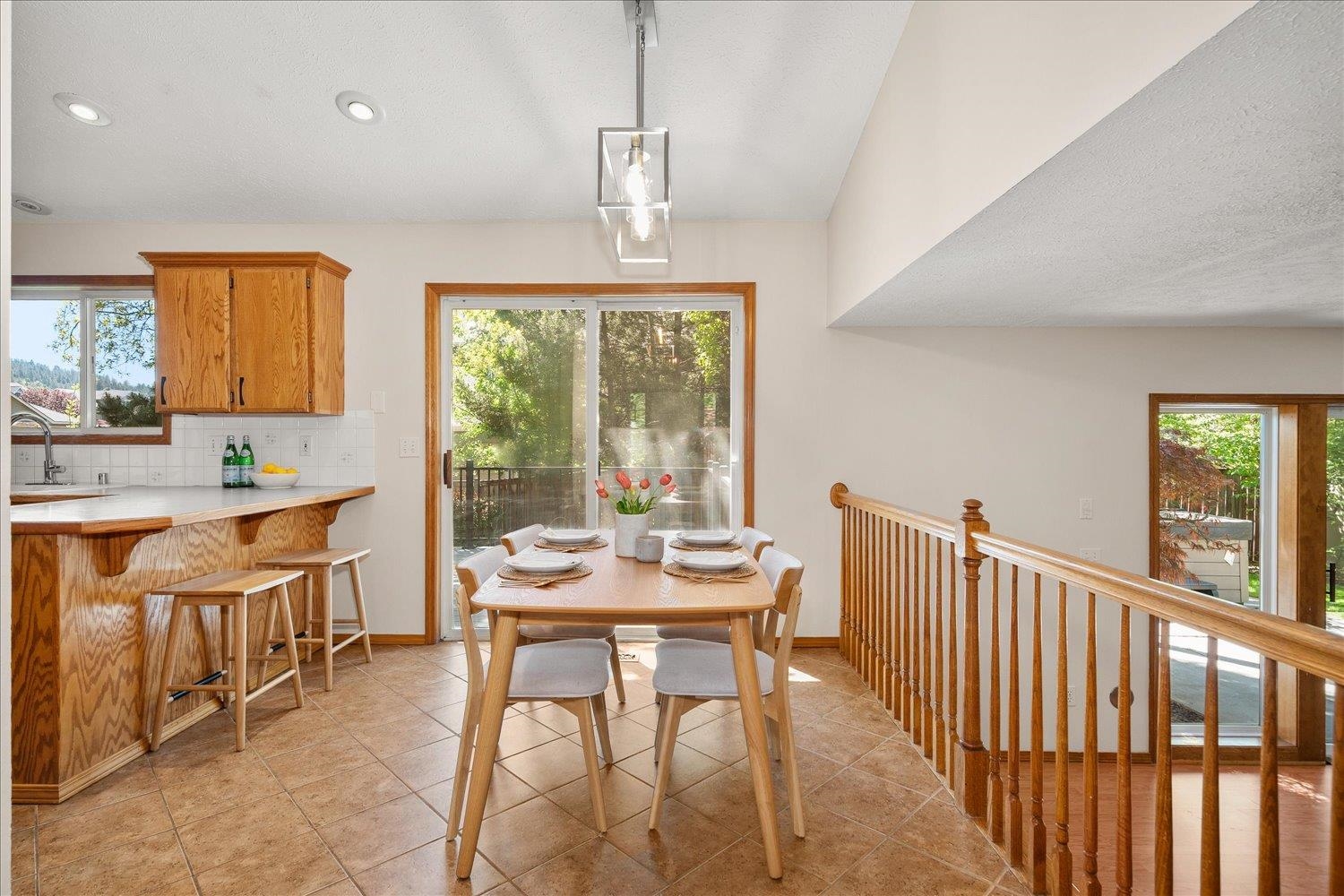 3814 E 49th Ave - Photo 7