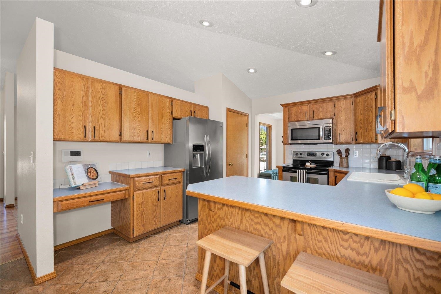 3814 E 49th Ave - Photo 9