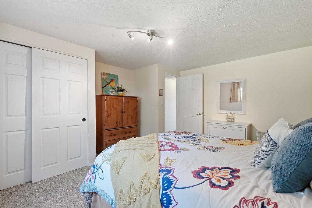 3223 E 31st Ave - Photo 23