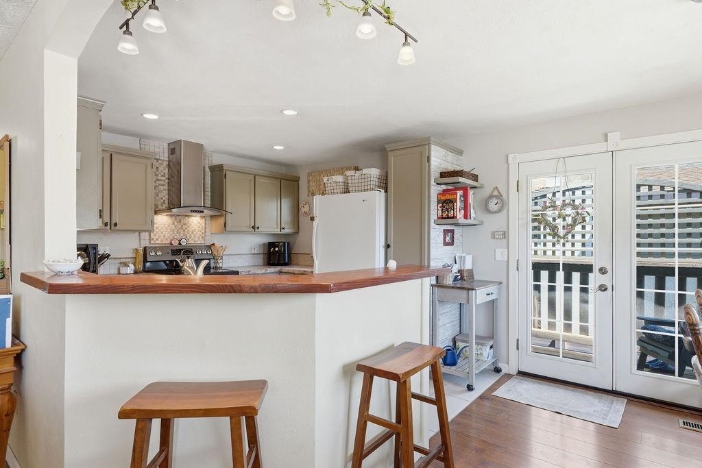 3223 E 31st Ave - Photo 9