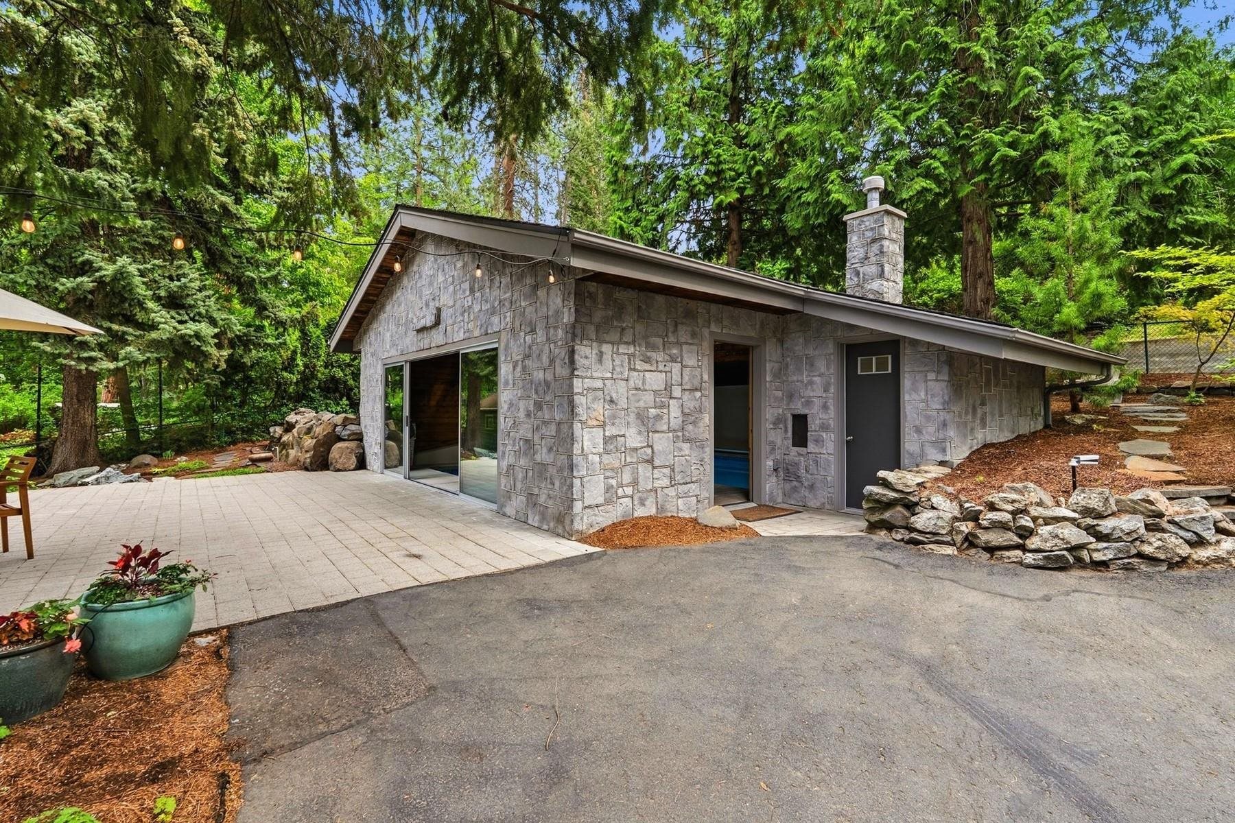 1122 E 20th Ave - Photo 38