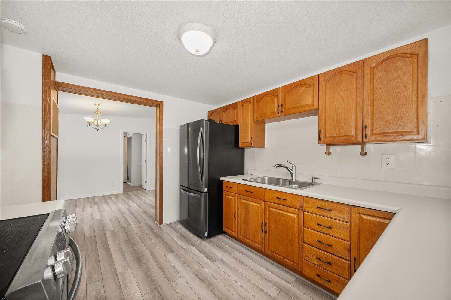 709 S Ray St - Photo 17