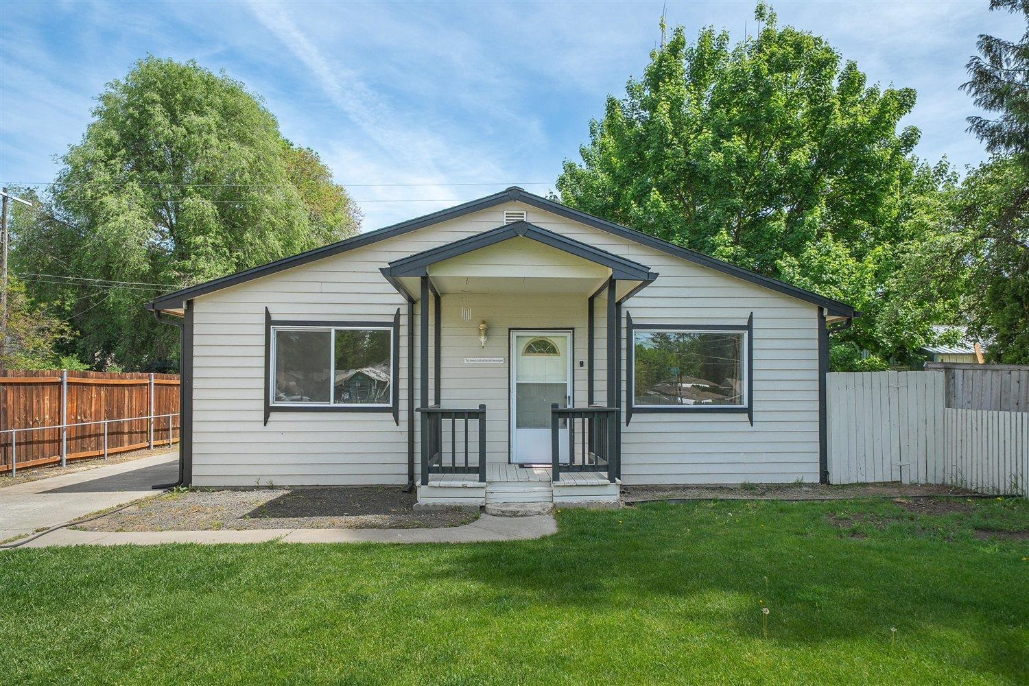 709 S Ray St - Photo 3