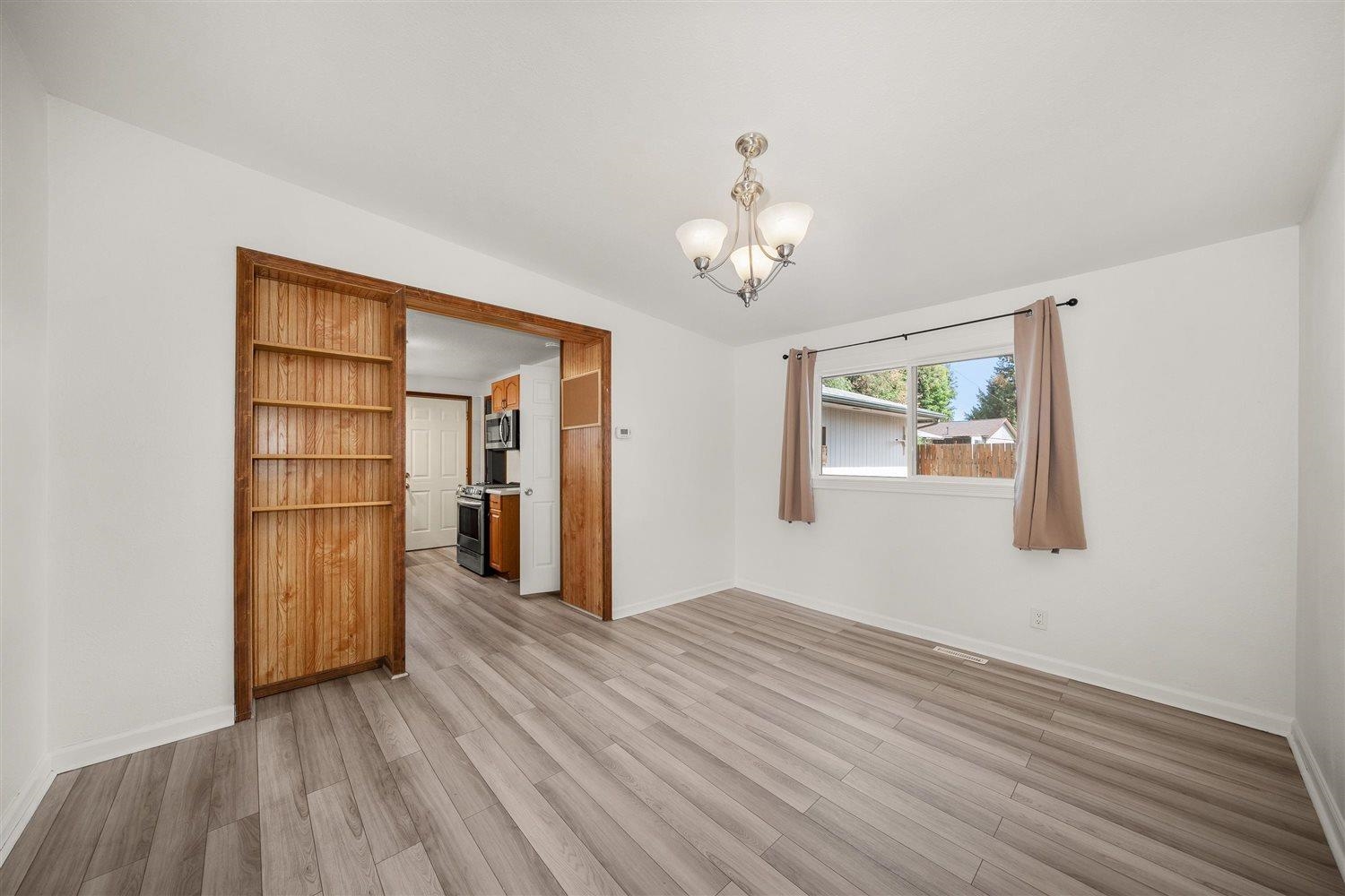 709 S Ray St - Photo 9