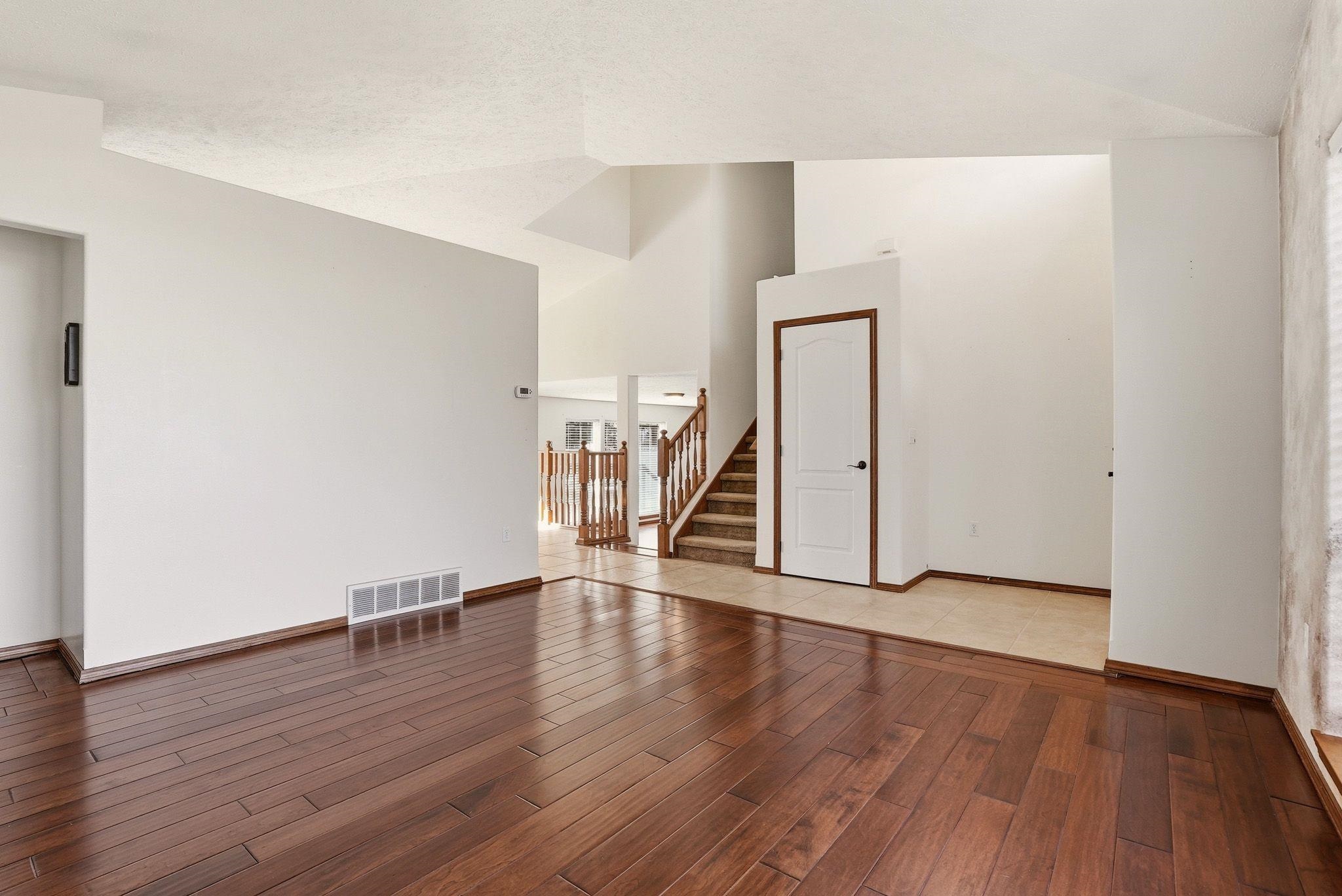1708 E Houghton Ct - Photo 4