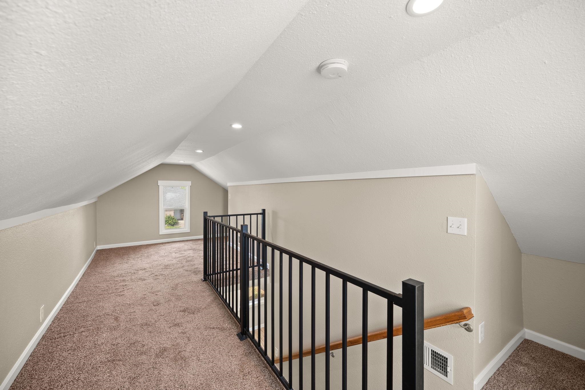 1928 E Heroy Ave - Photo 15