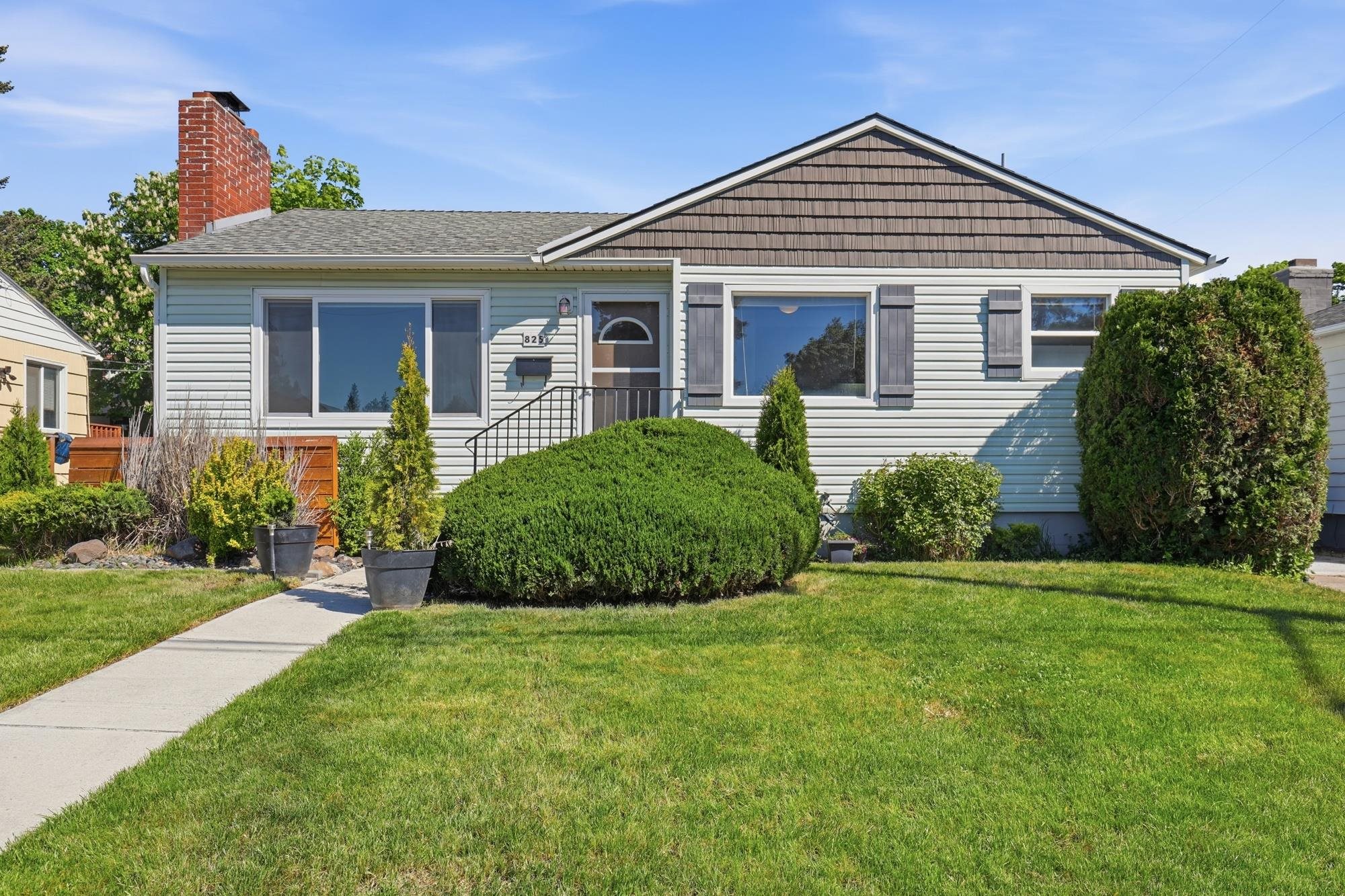825 E 37th Ave - Photo 1