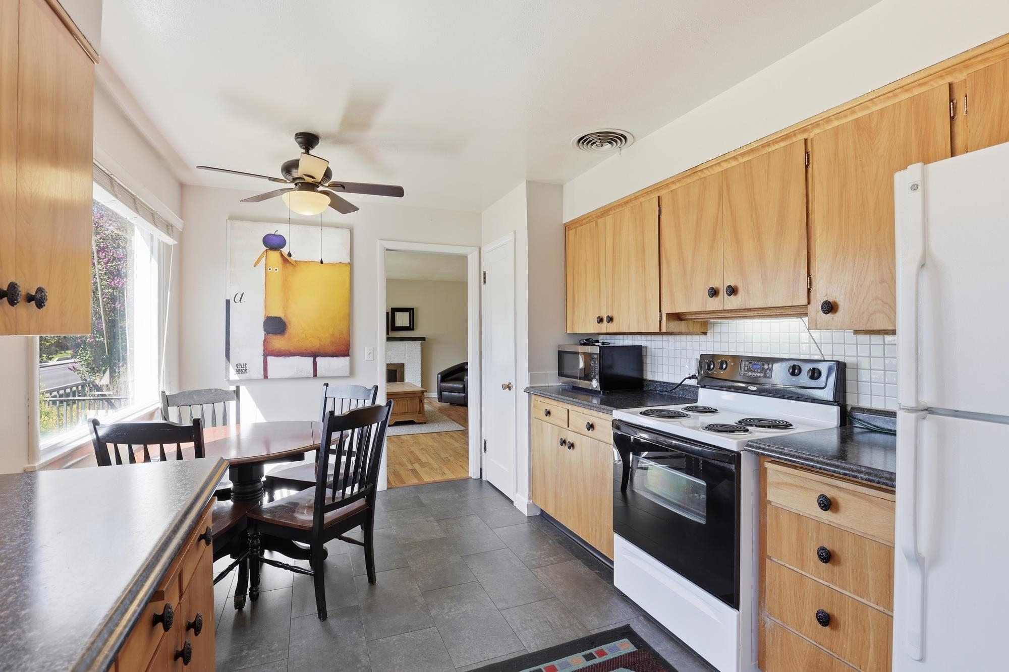 825 E 37th Ave - Photo 14