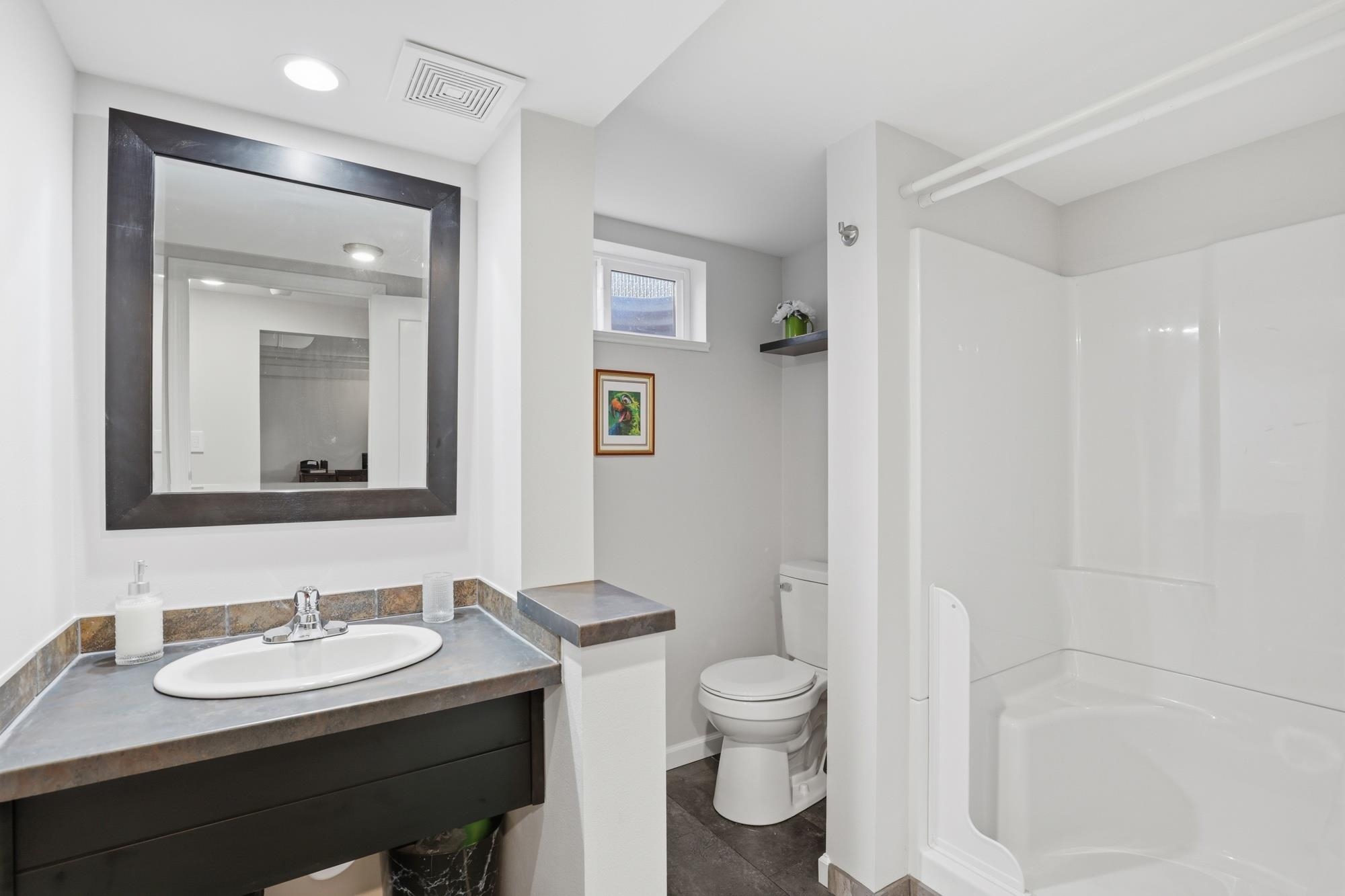 825 E 37th Ave - Photo 27