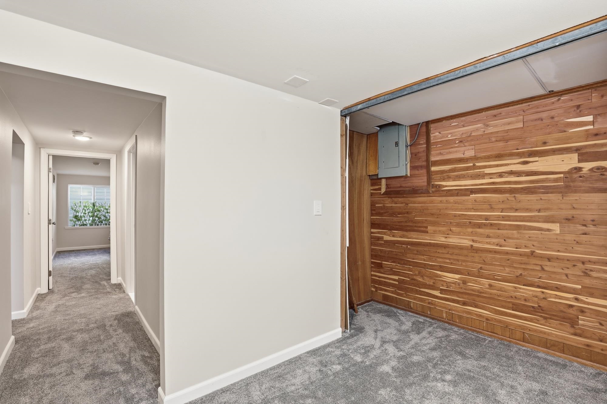 825 E 37th Ave - Photo 28