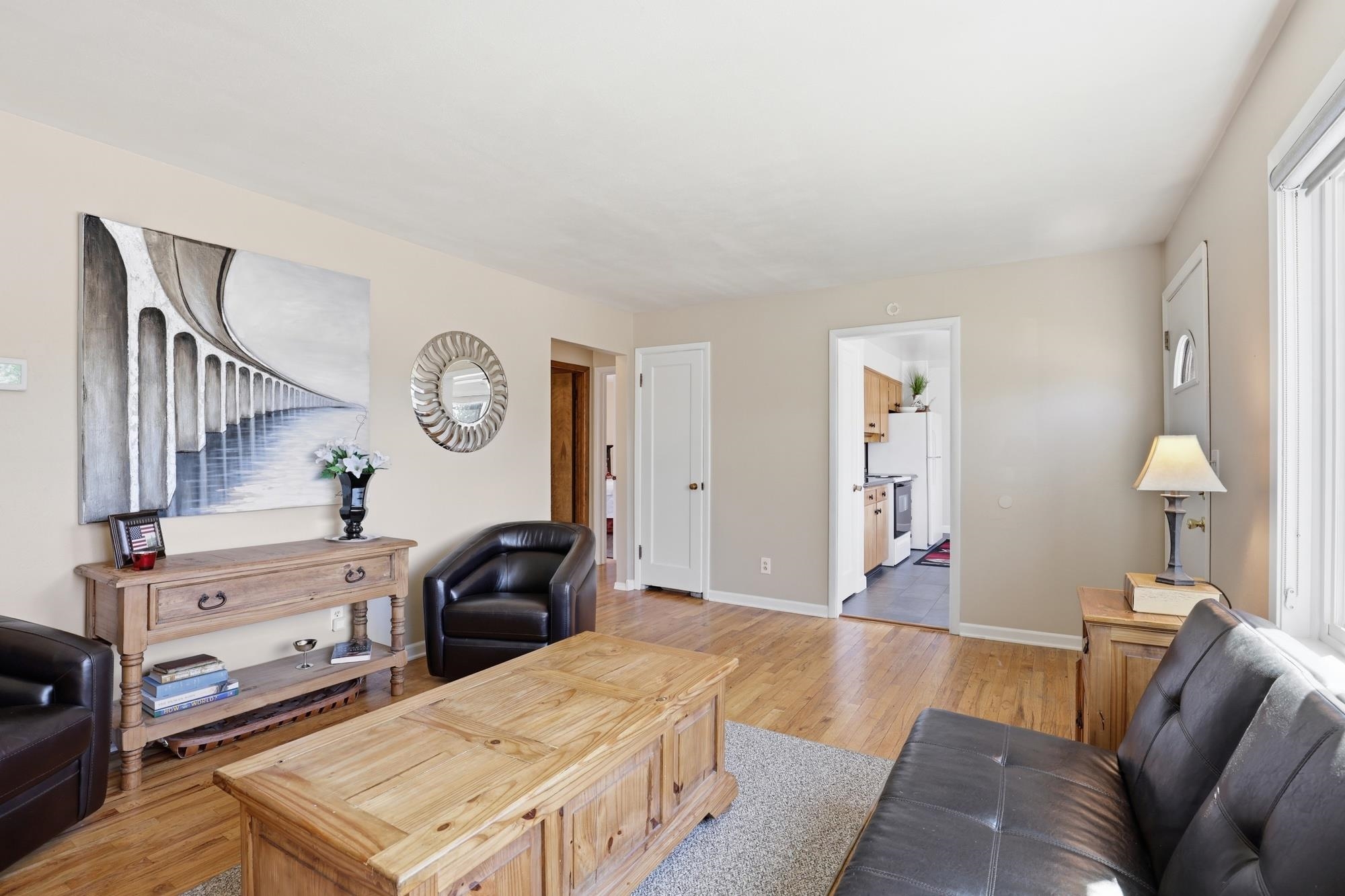 825 E 37th Ave - Photo 8